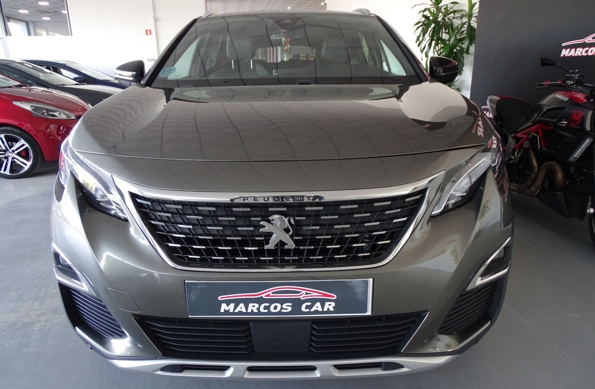 PEUGEOT 3008 2.0 BlueHDi GT Line Grip Control