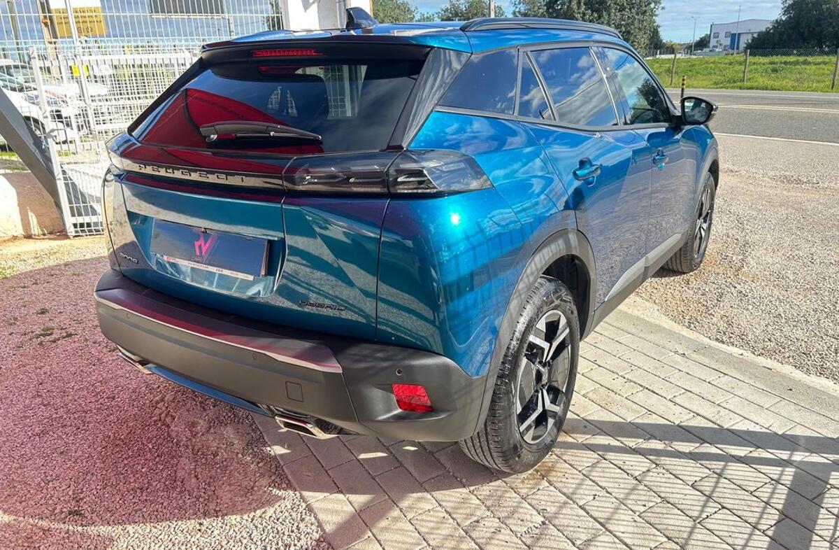 PEUGEOT 2008 1.2 Hybrid Allure e-DCS6