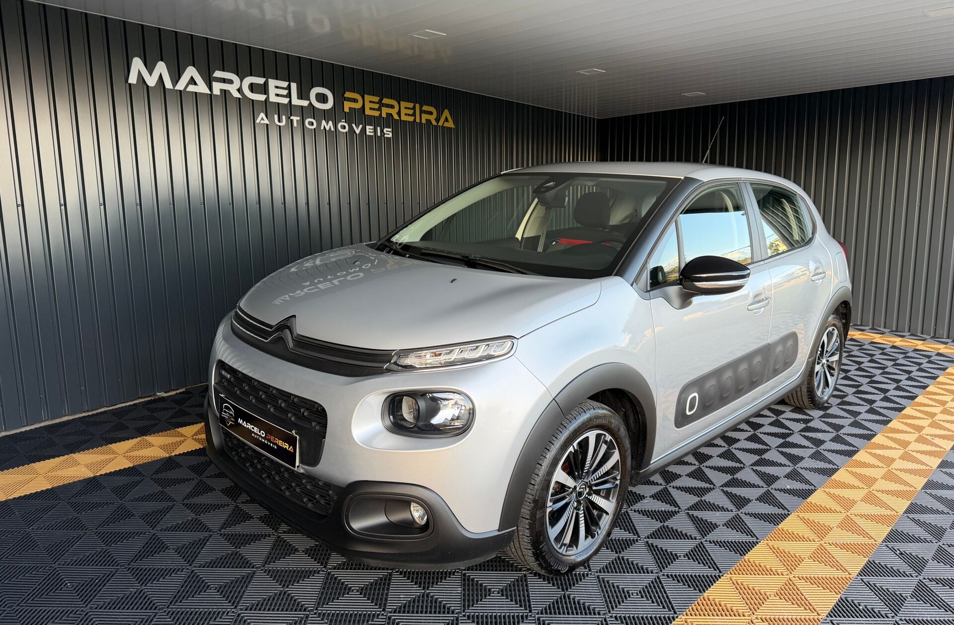 CITROEN C3 1.2 PureTech Shine