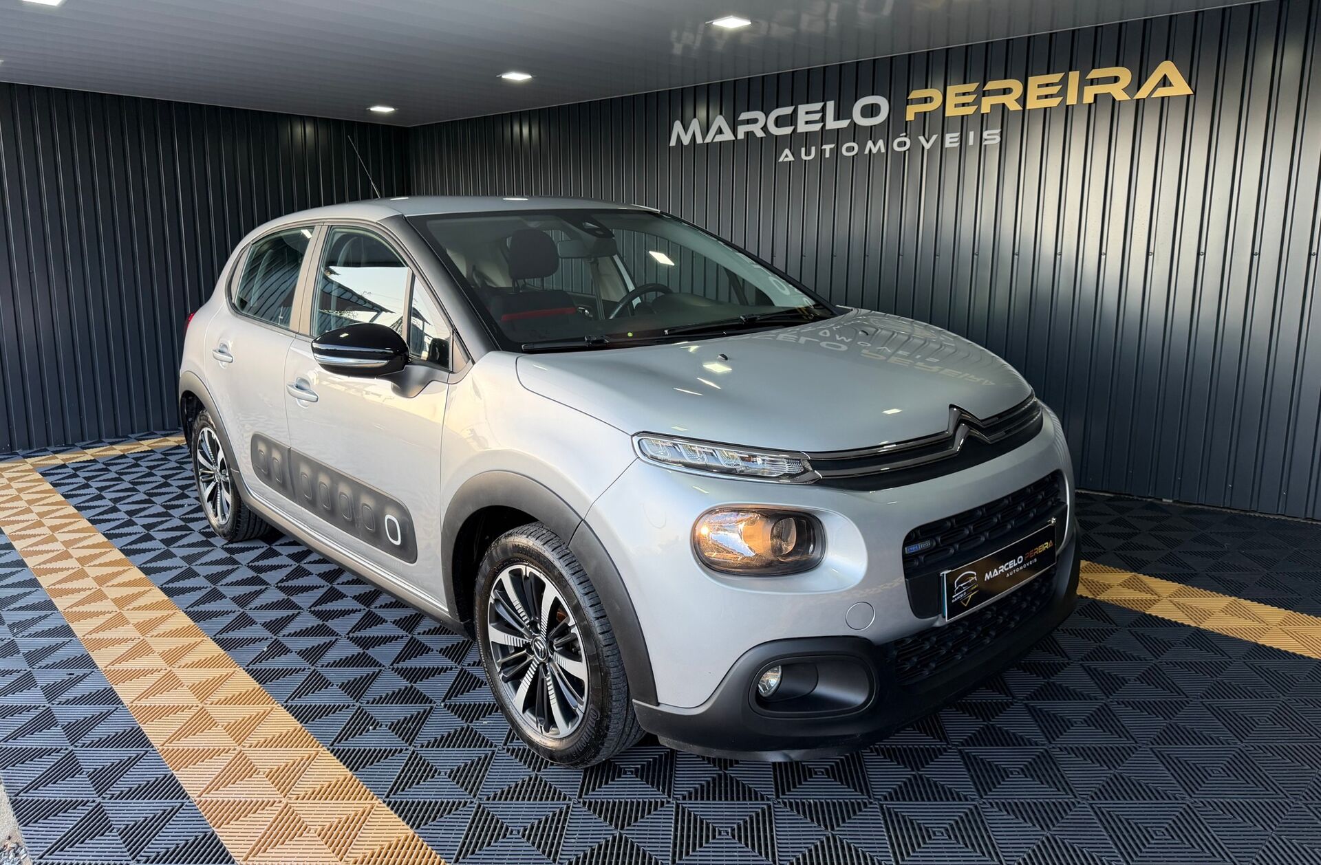 CITROEN C3 1.2 PureTech Shine