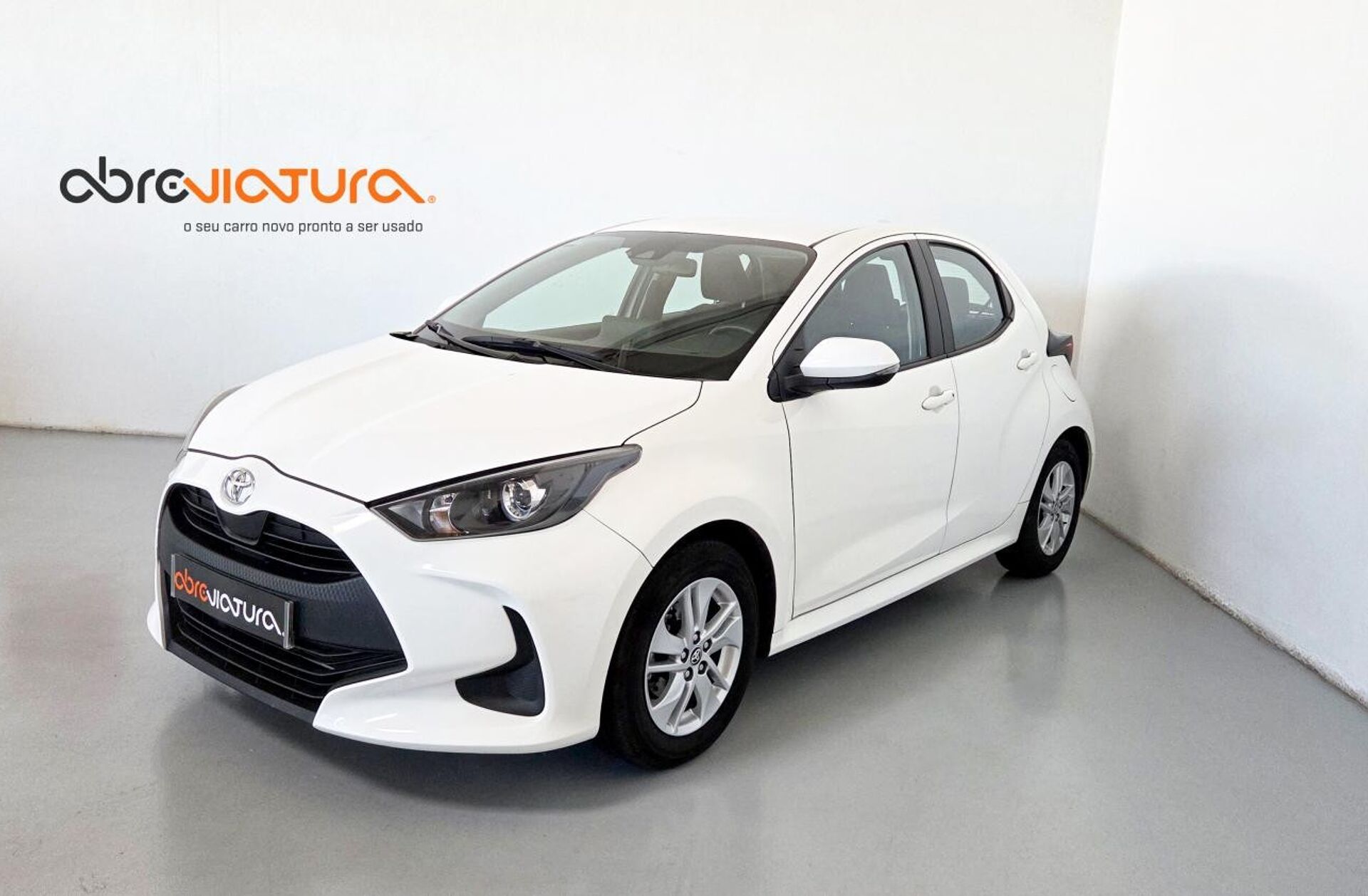 TOYOTA Yaris 1.0 VVT-i Comfort Plus