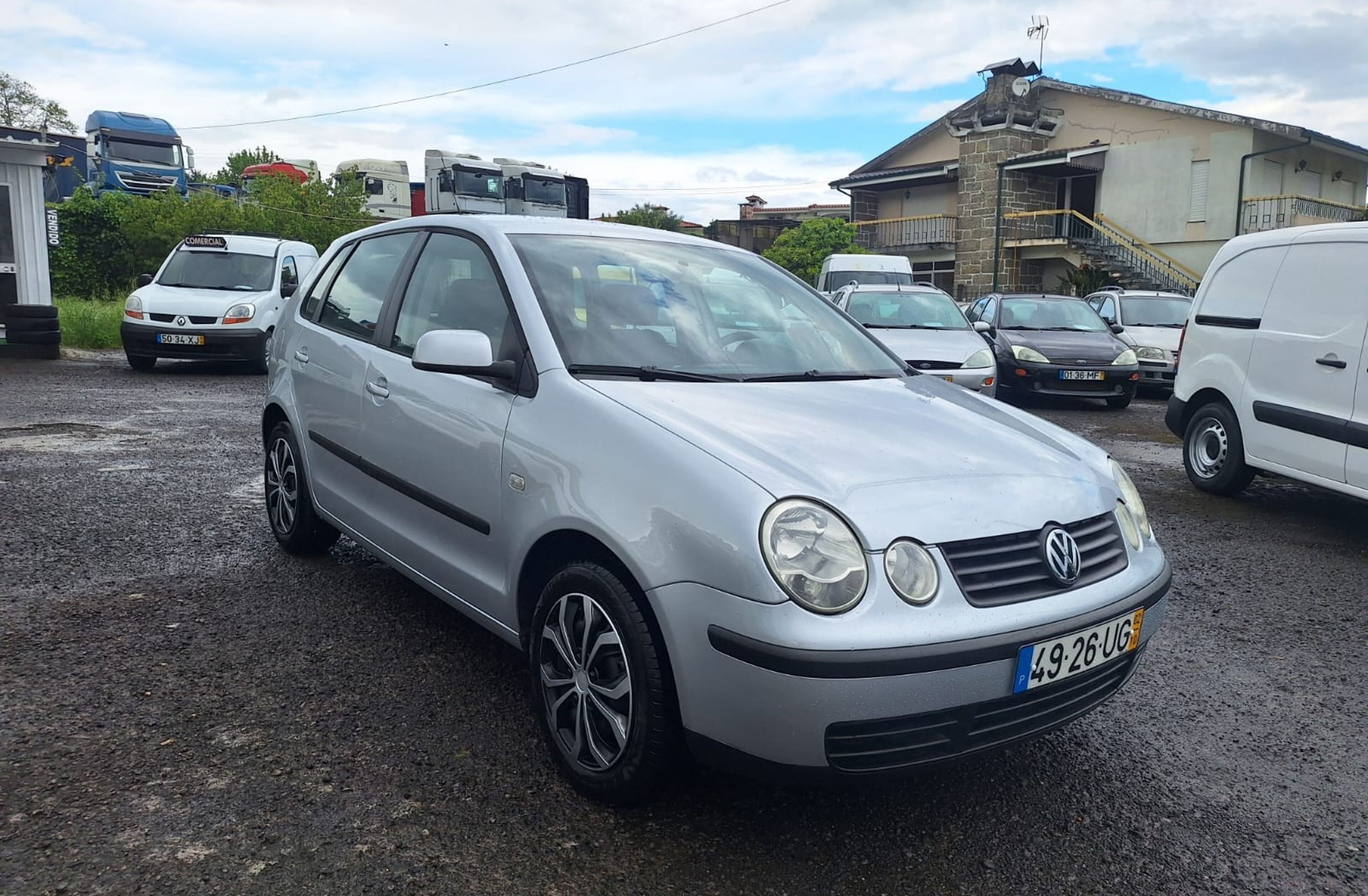 VOLKSWAGEN Polo 1.2 Confortline