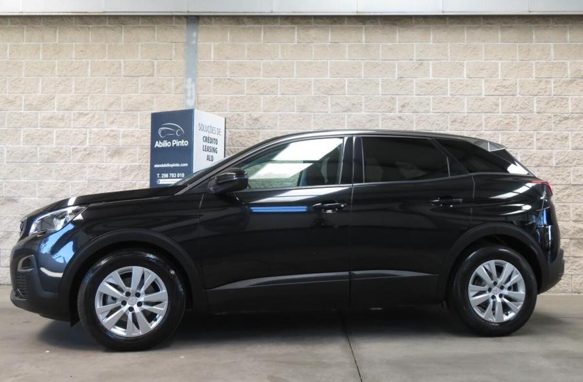 PEUGEOT 3008 1.5 BlueHDi Allure