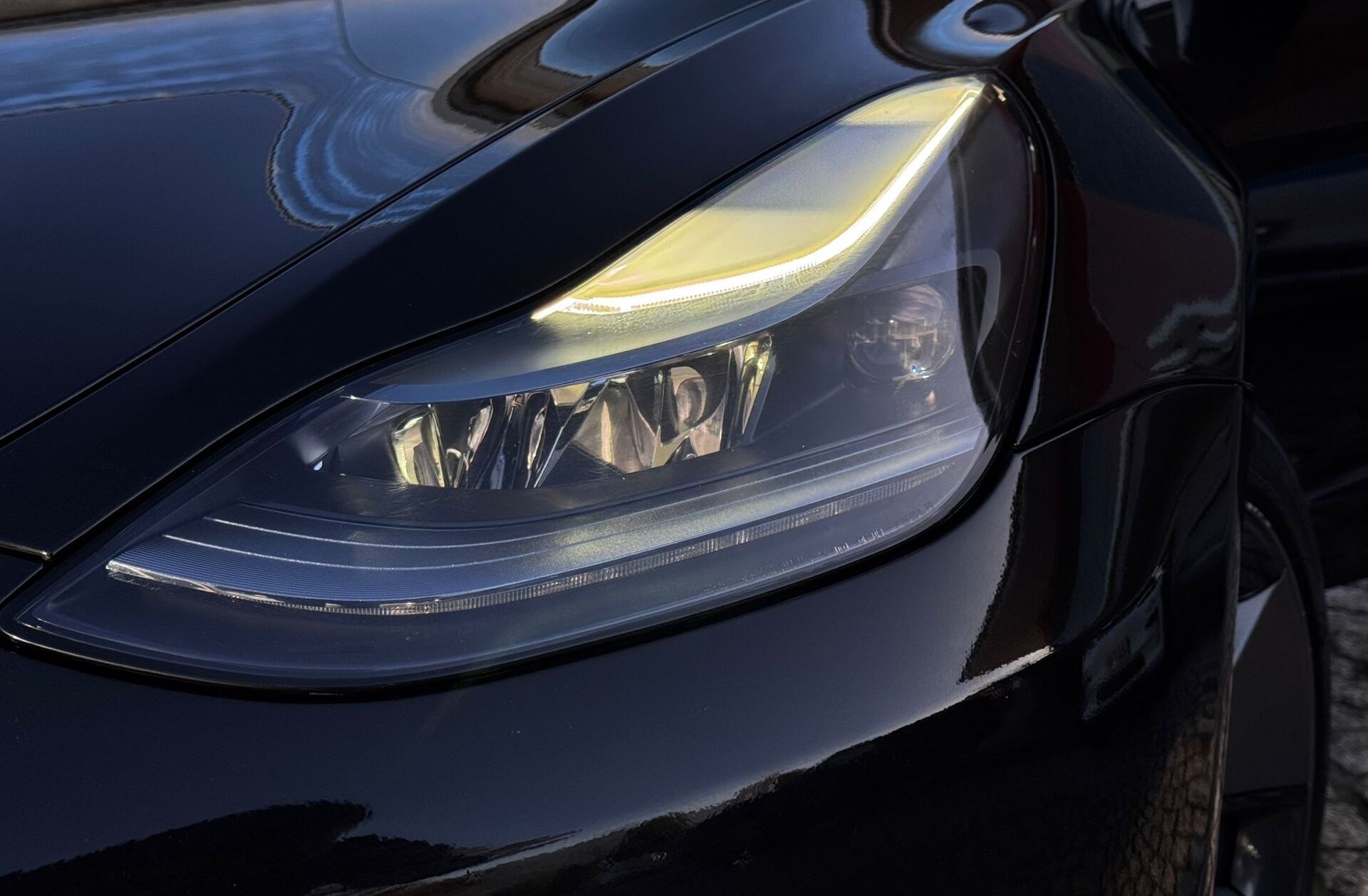 TESLA Model 3 Long Range Tração Traseira