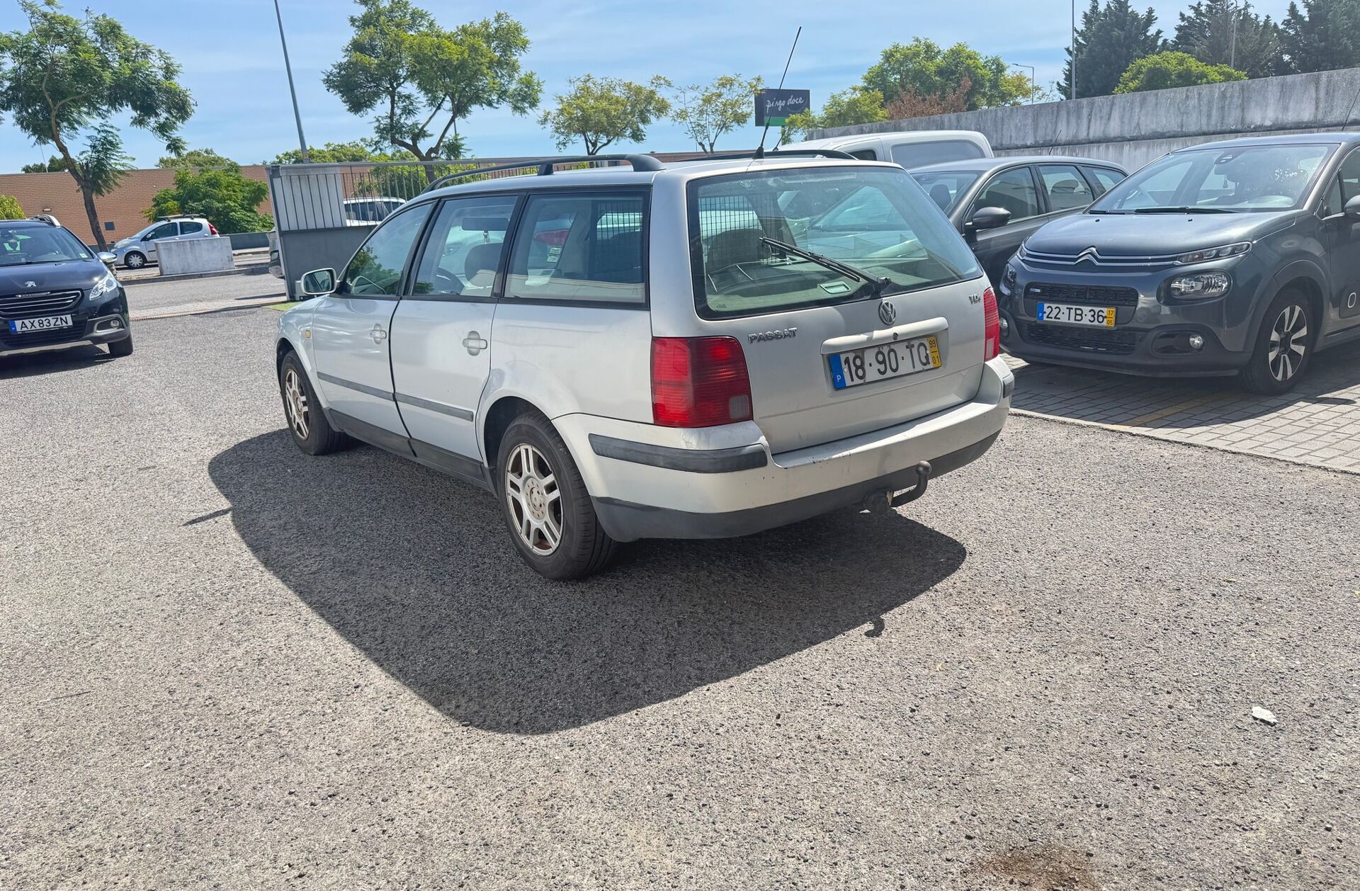 VOLKSWAGEN Passat 1.9 TDi Trendline