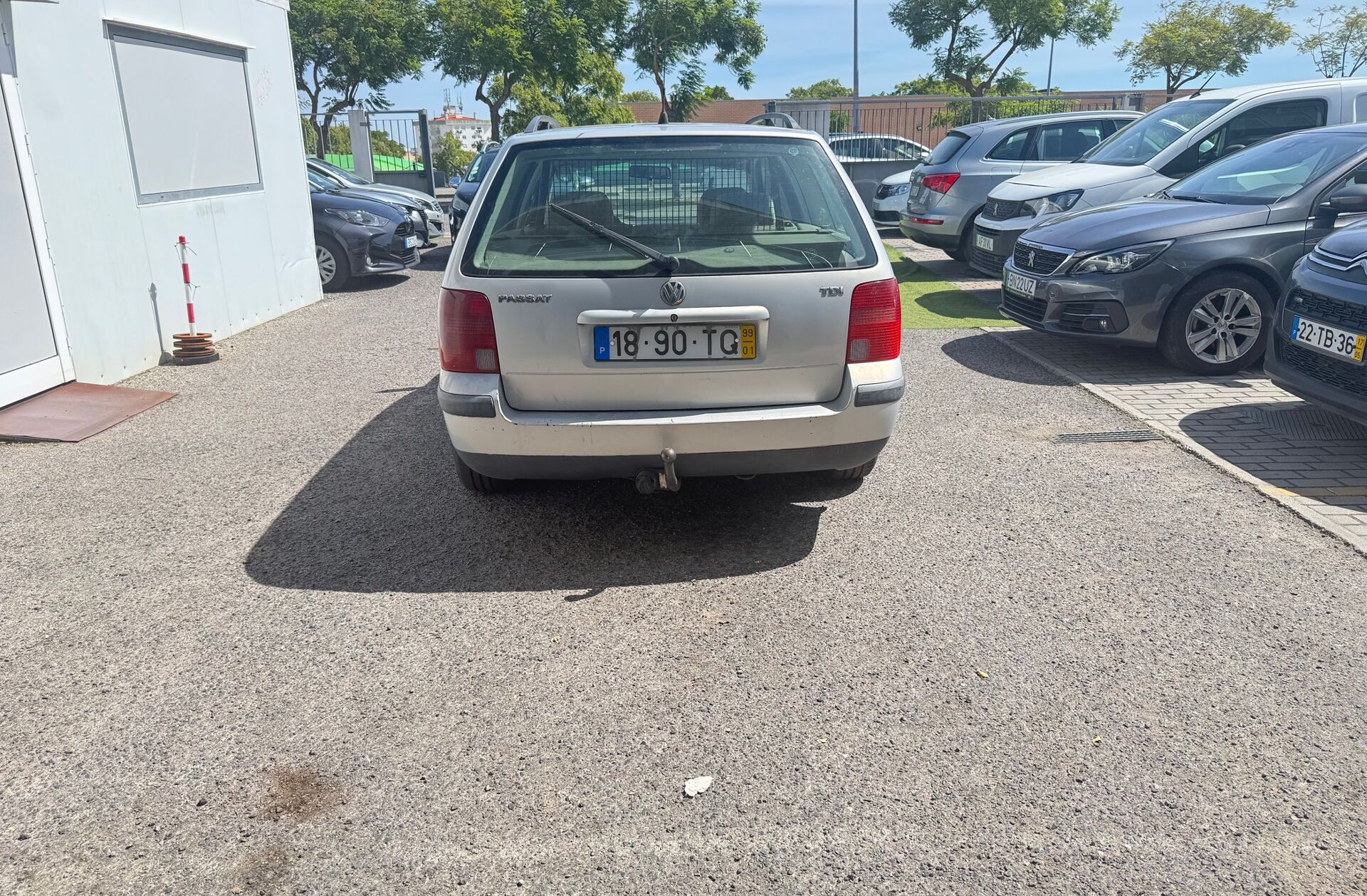 VOLKSWAGEN Passat 1.9 TDi Trendline