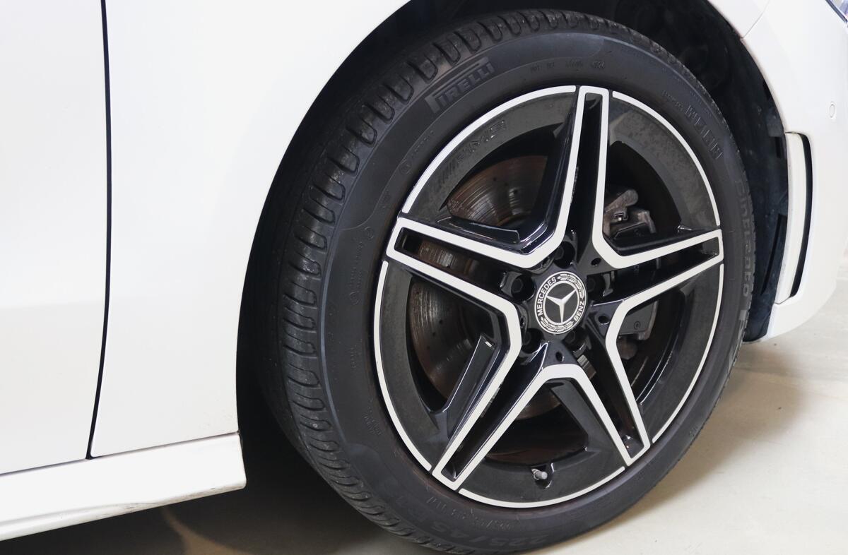 MERCEDES Classe B B 250 e AMG Line