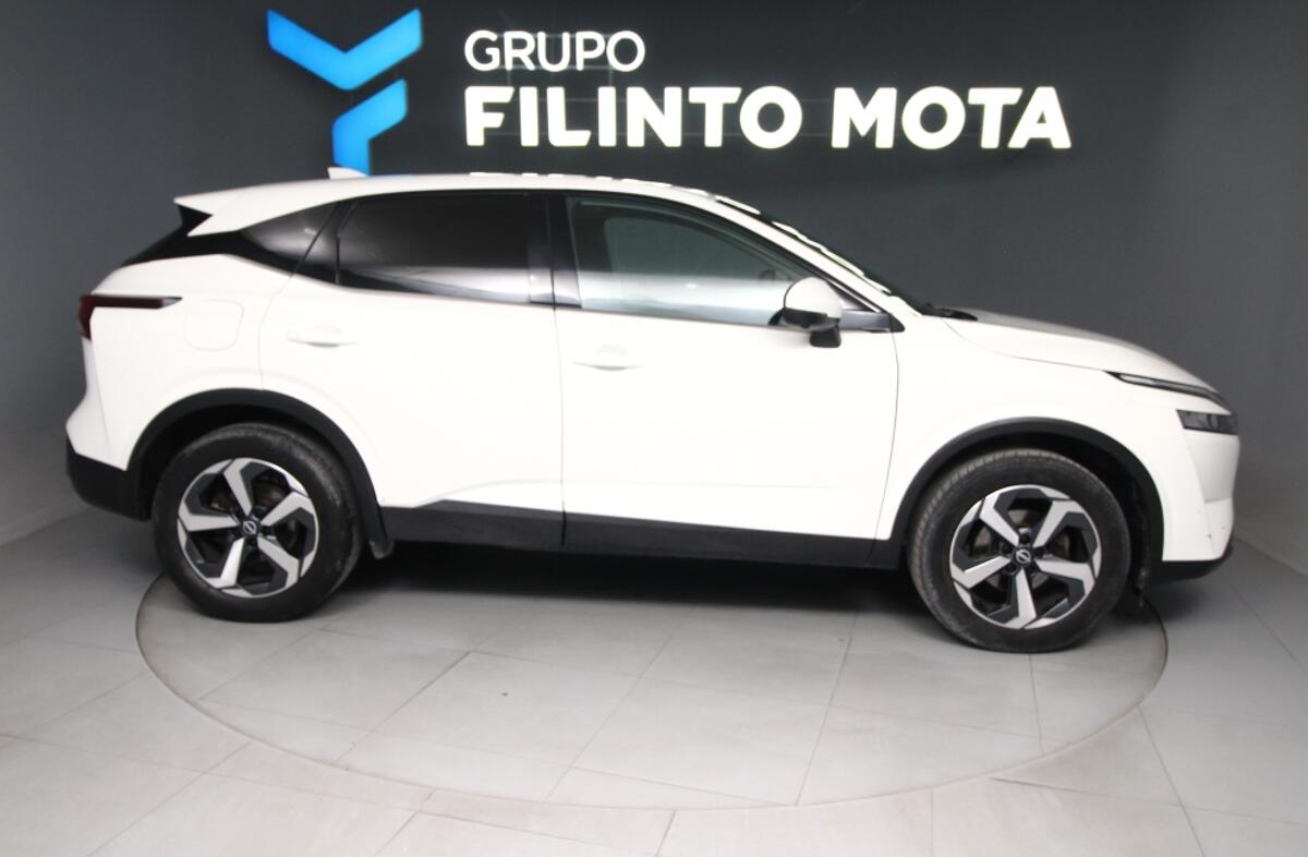 NISSAN Qashqai 1.3 DIG-T Acenta