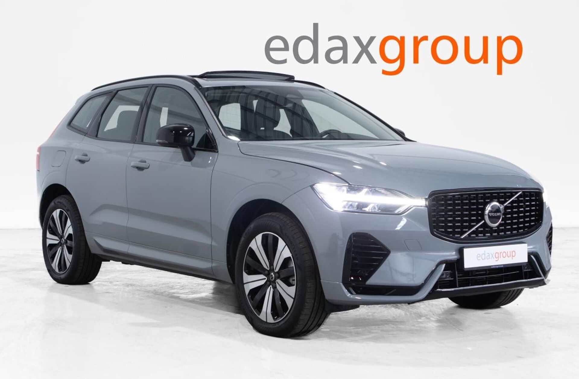 VOLVO XC60 2.0 T6 PHEV Core AWD