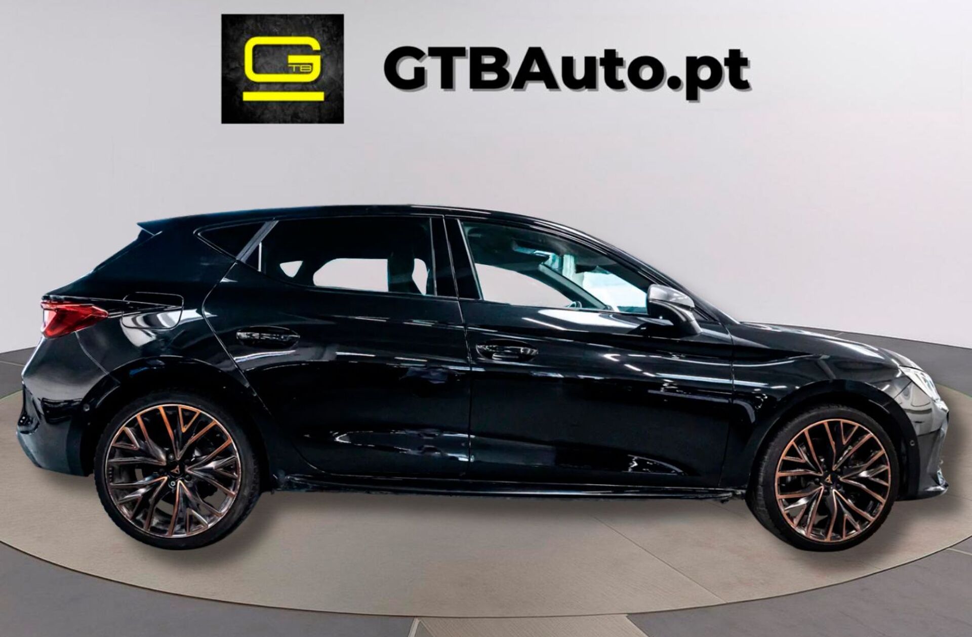 CUPRA Leon 1.4 e-Hybrid DSG