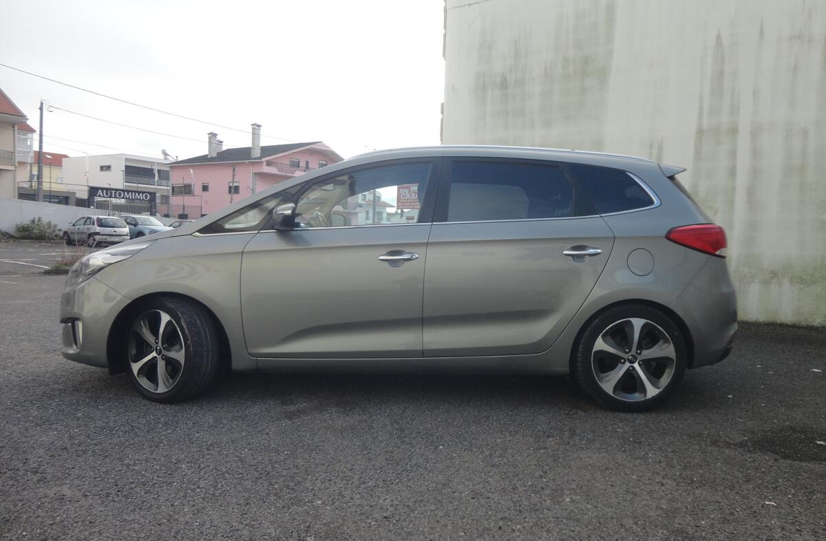 KIA Carens 1.7 CRDi ISG TX Aut.
