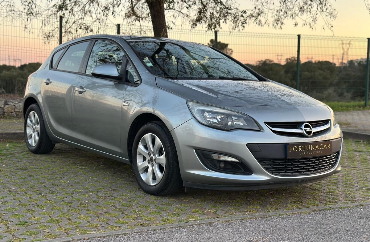 OPEL Astra J Astra 1.4 T Selection GPL