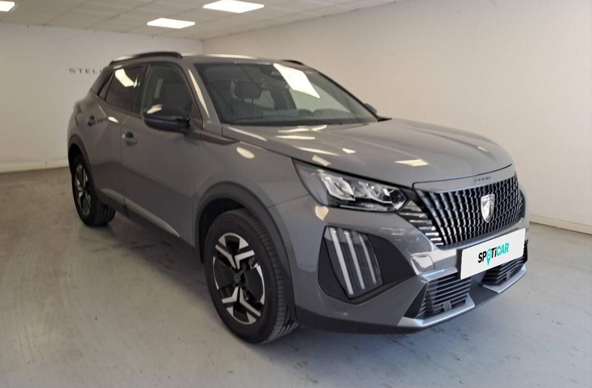 PEUGEOT 2008 1.2 Hybrid Allure e-DCS6