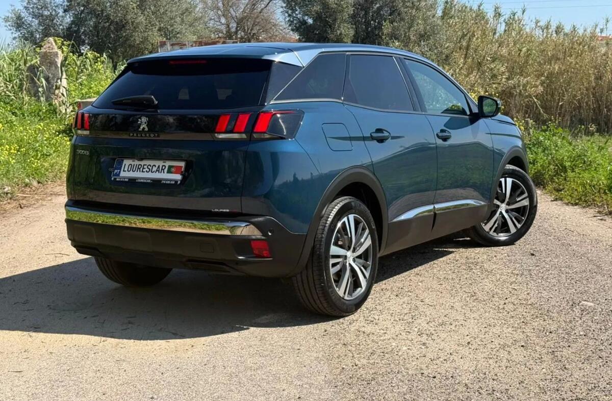 PEUGEOT 3008 1.5 BlueHDi Allure Pack EAT8