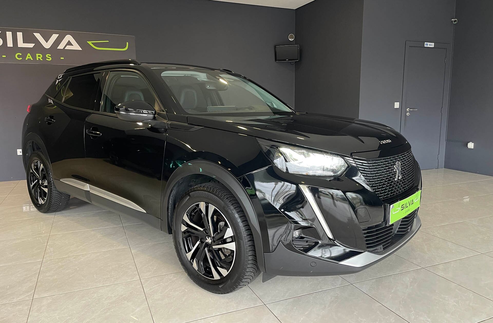 PEUGEOT 2008 1.2 PureTech Allure Pack EAT8