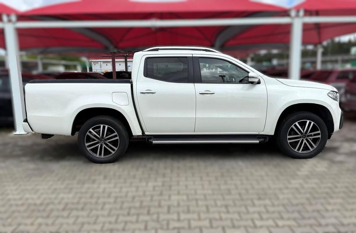 MERCEDES Classe-X 250 d Progressive 4-Matic Aut.