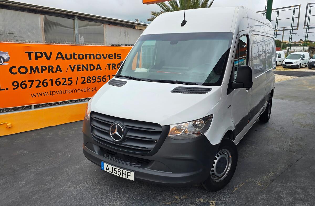 MERCEDES Vito e 111/32