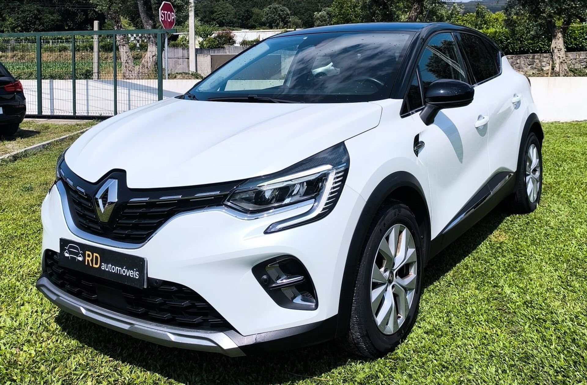 RENAULT Captur 1.0 TCe Intens