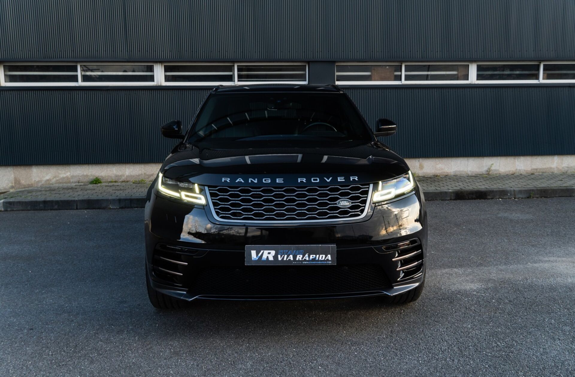 LAND ROVER Range Rover Velar 2.0 D R-Dynamic