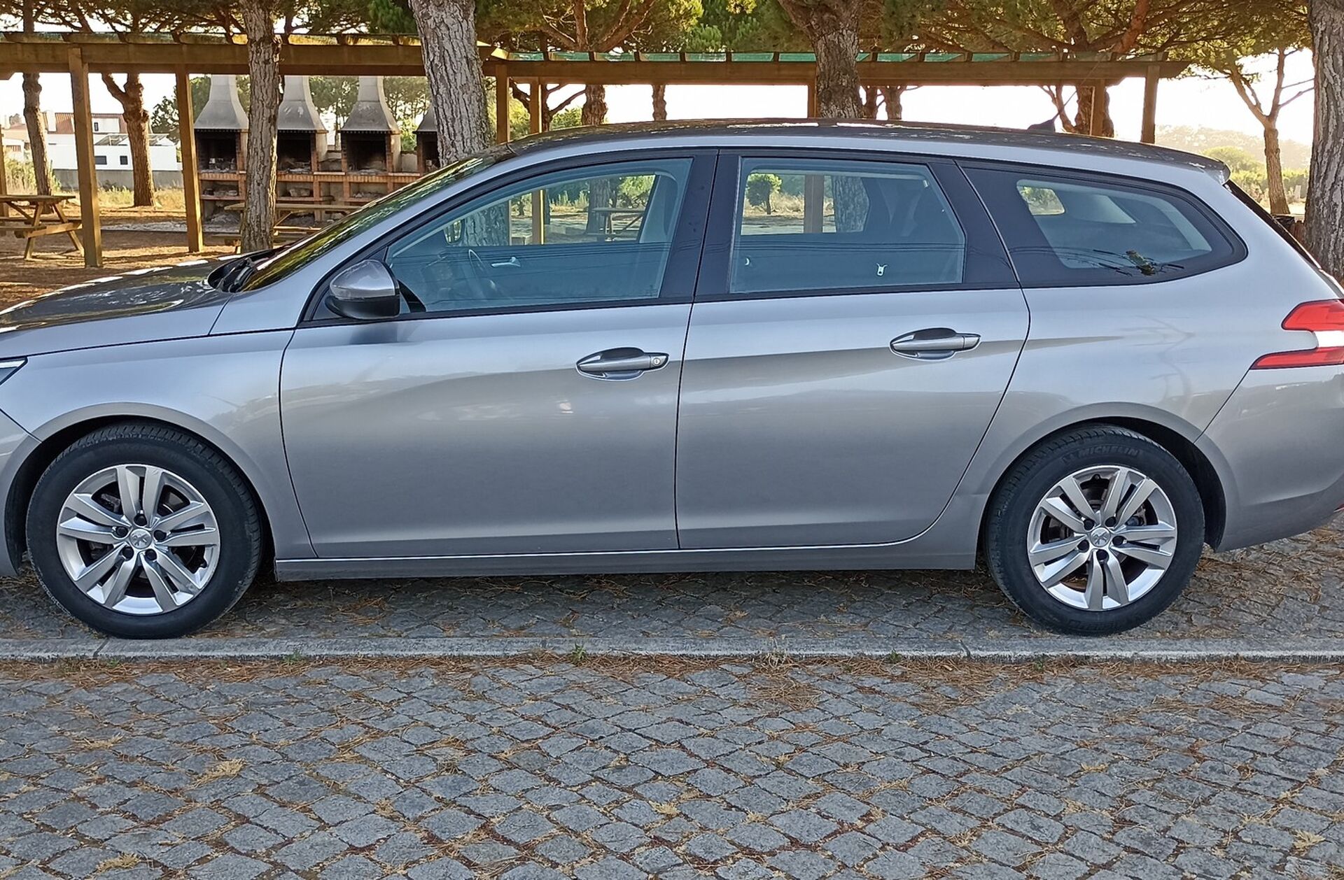 PEUGEOT 308 SW 1.6 BlueHDi Active