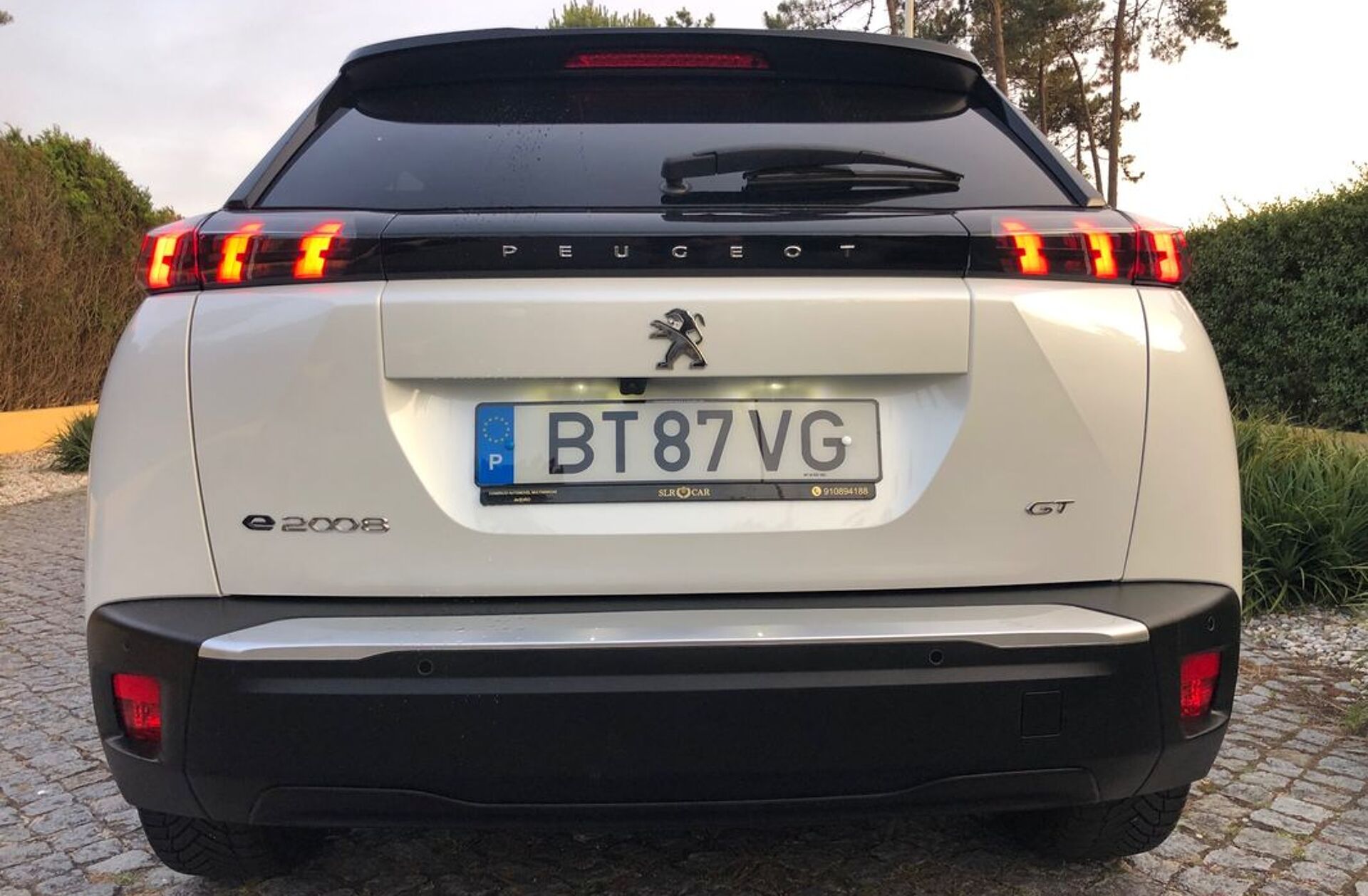 PEUGEOT 2008 e- 50 kWh GT