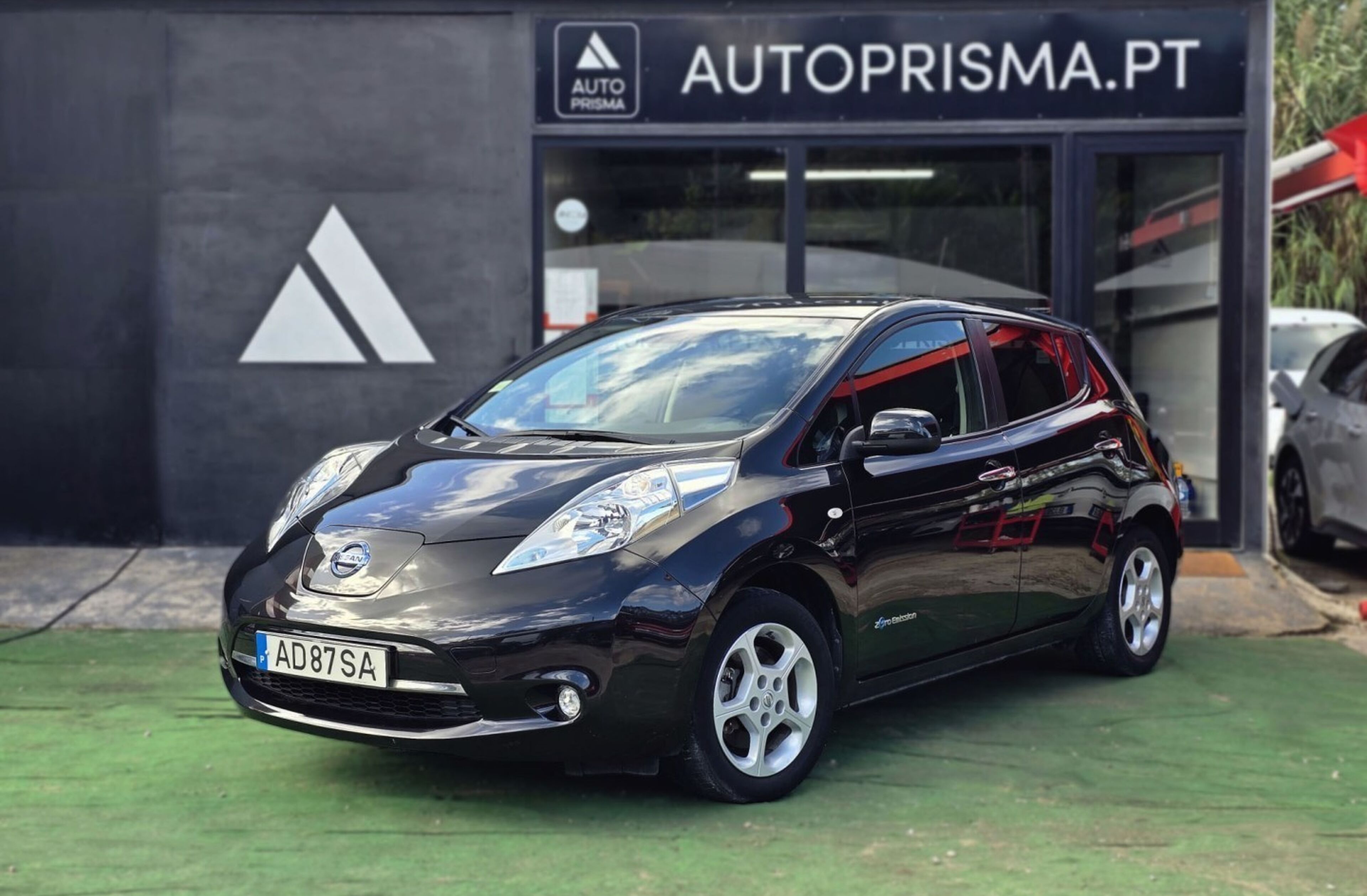 NISSAN Leaf Tekna 30 kWh