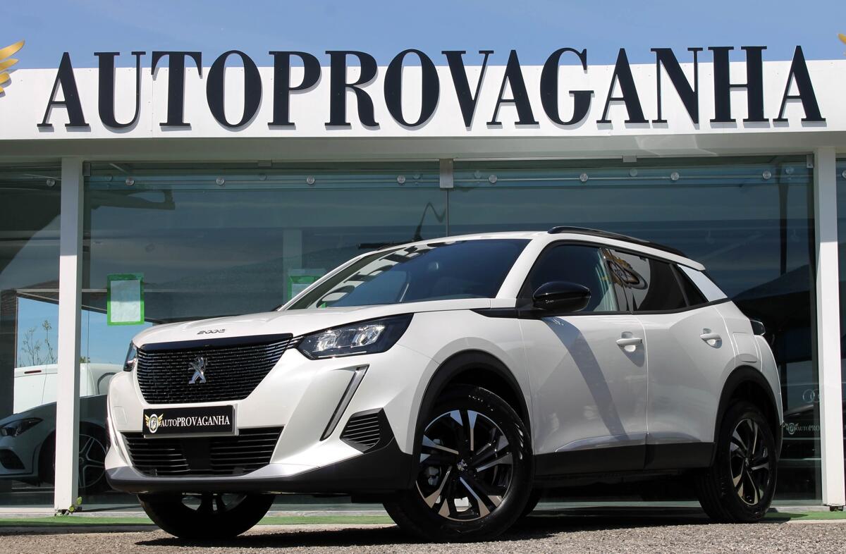 PEUGEOT 2008 1.2 PureTech Allure