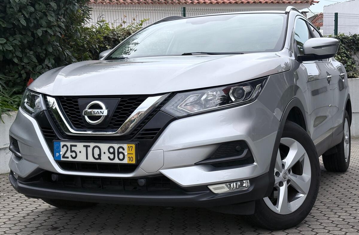 NISSAN Qashqai 1.5 dCi N-Connecta Business