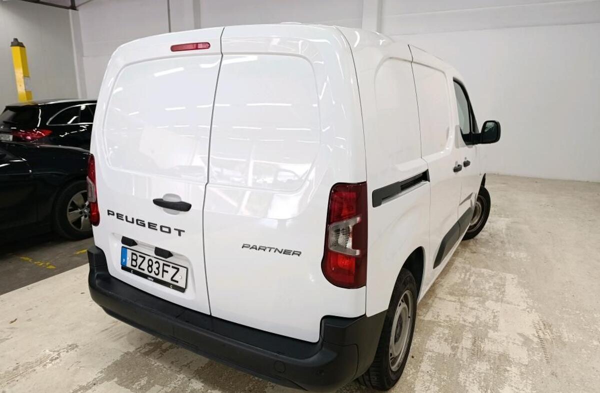 PEUGEOT Partner 1.5 BlueHDi Standard