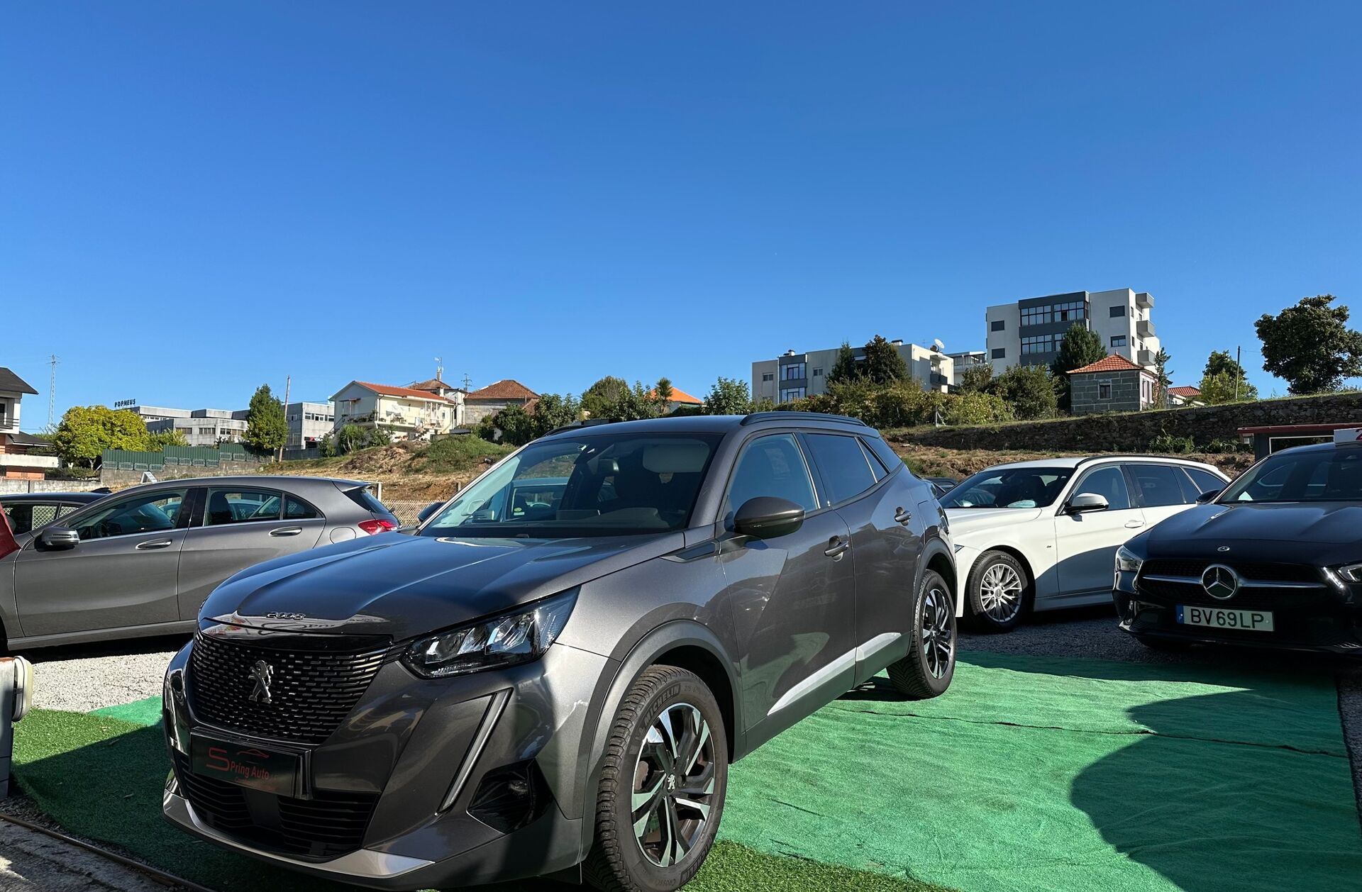 PEUGEOT 2008 1.5 BlueHDi Allure EAT8