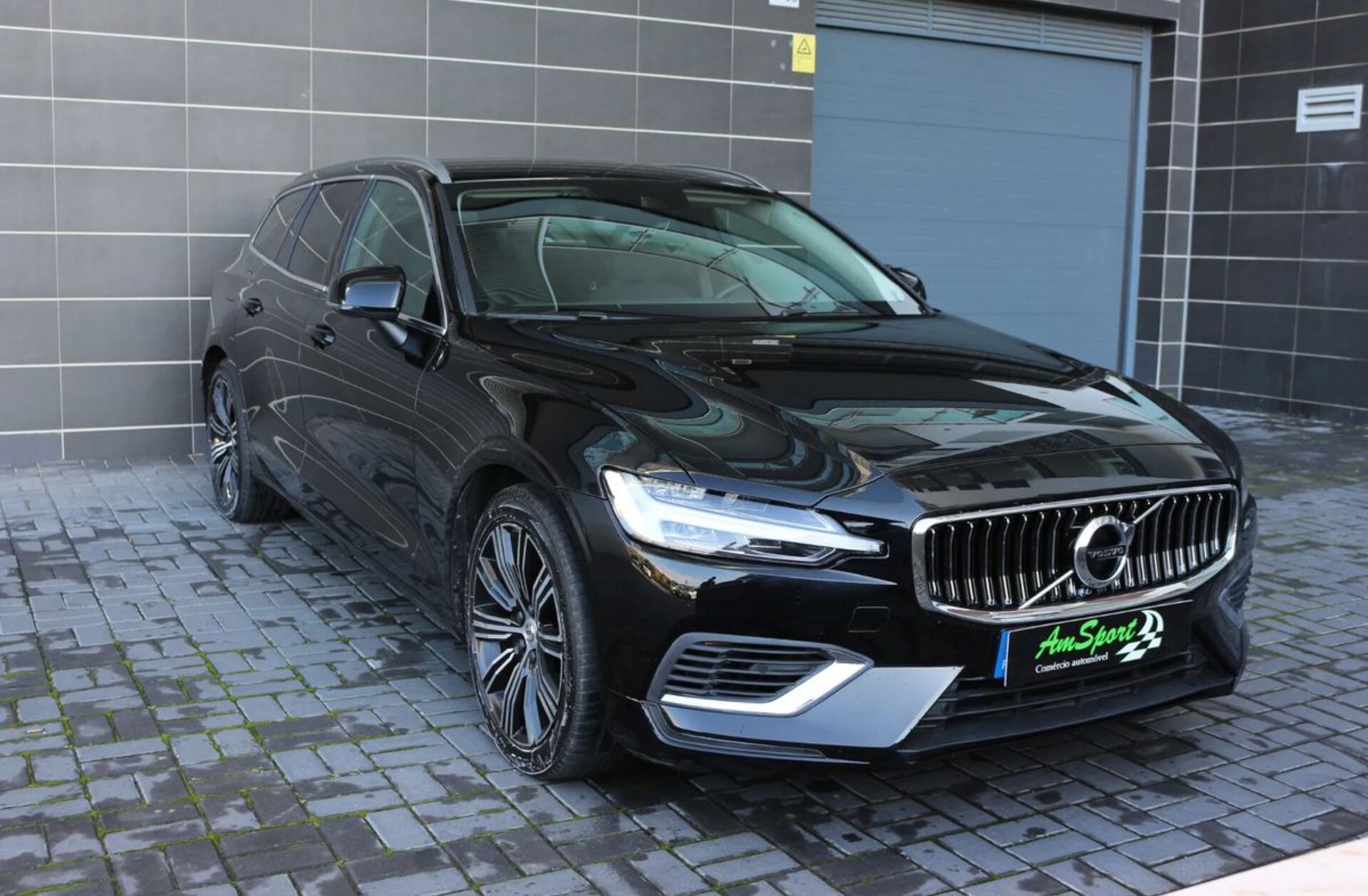VOLVO V60 2.0 T6 AWD TE Inscription Expression