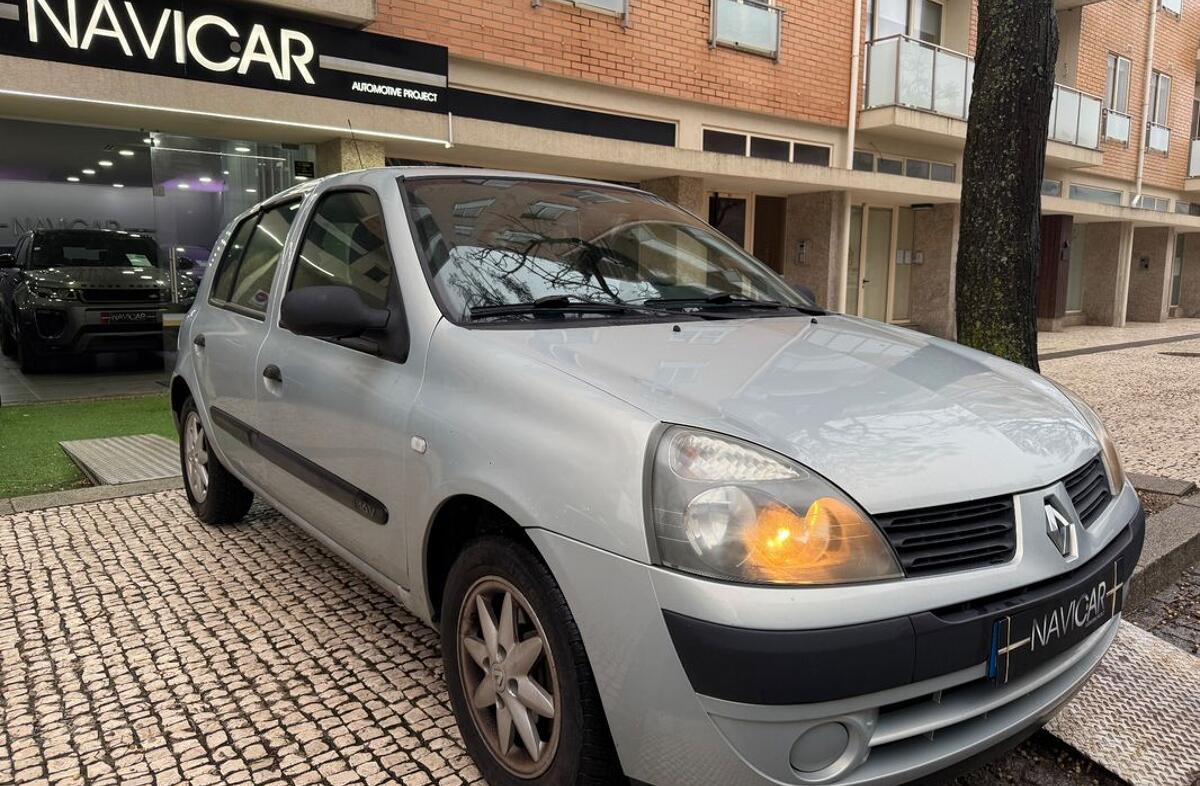 RENAULT Clio 1.2 16V Extreme