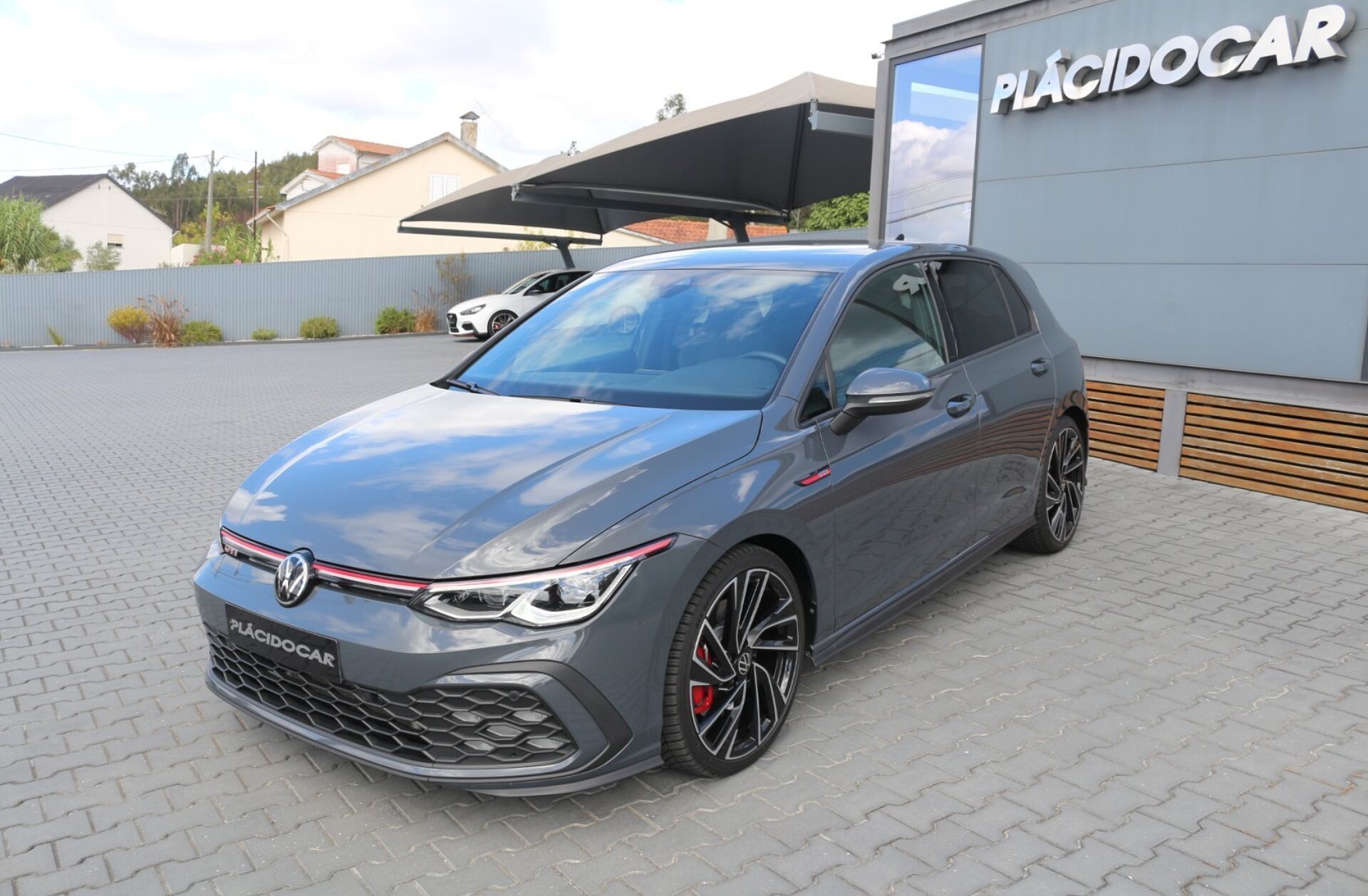 VOLKSWAGEN Golf 2.0 TSI GTI DSG