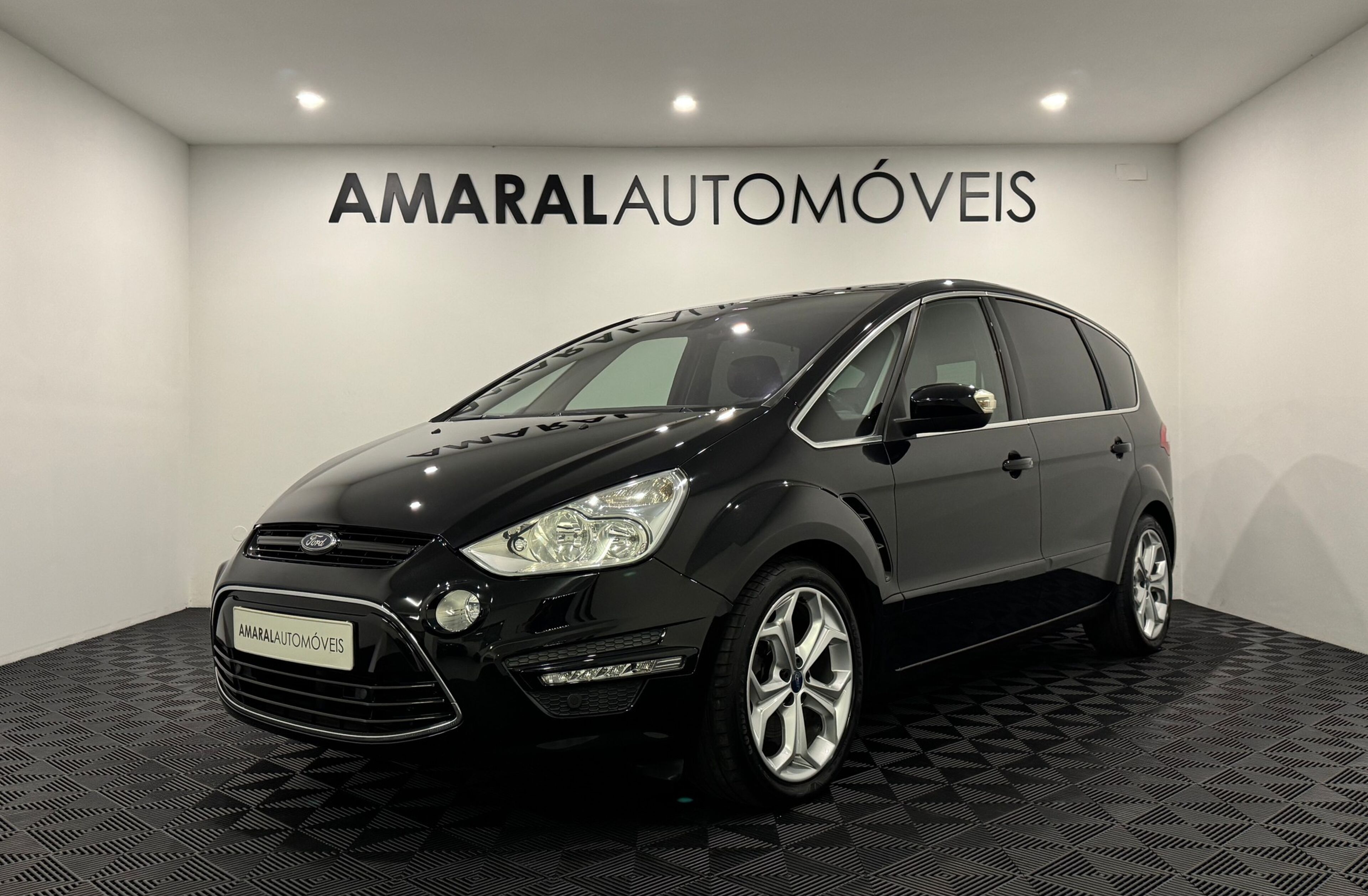 FORD S-MAX 2.0 TDCi Titanium 7L
