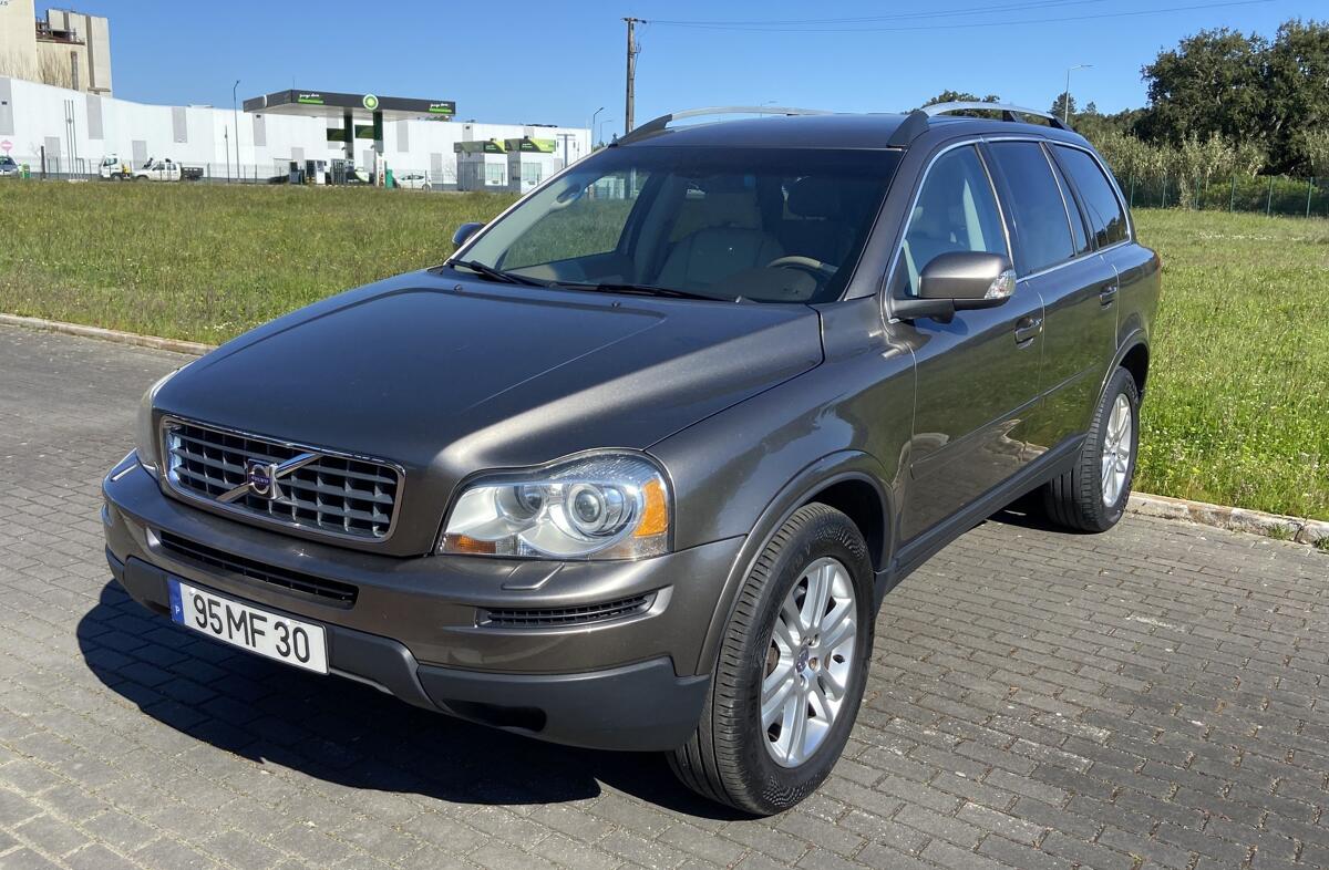 VOLVO XC90 2.4 D5 7L Momentum