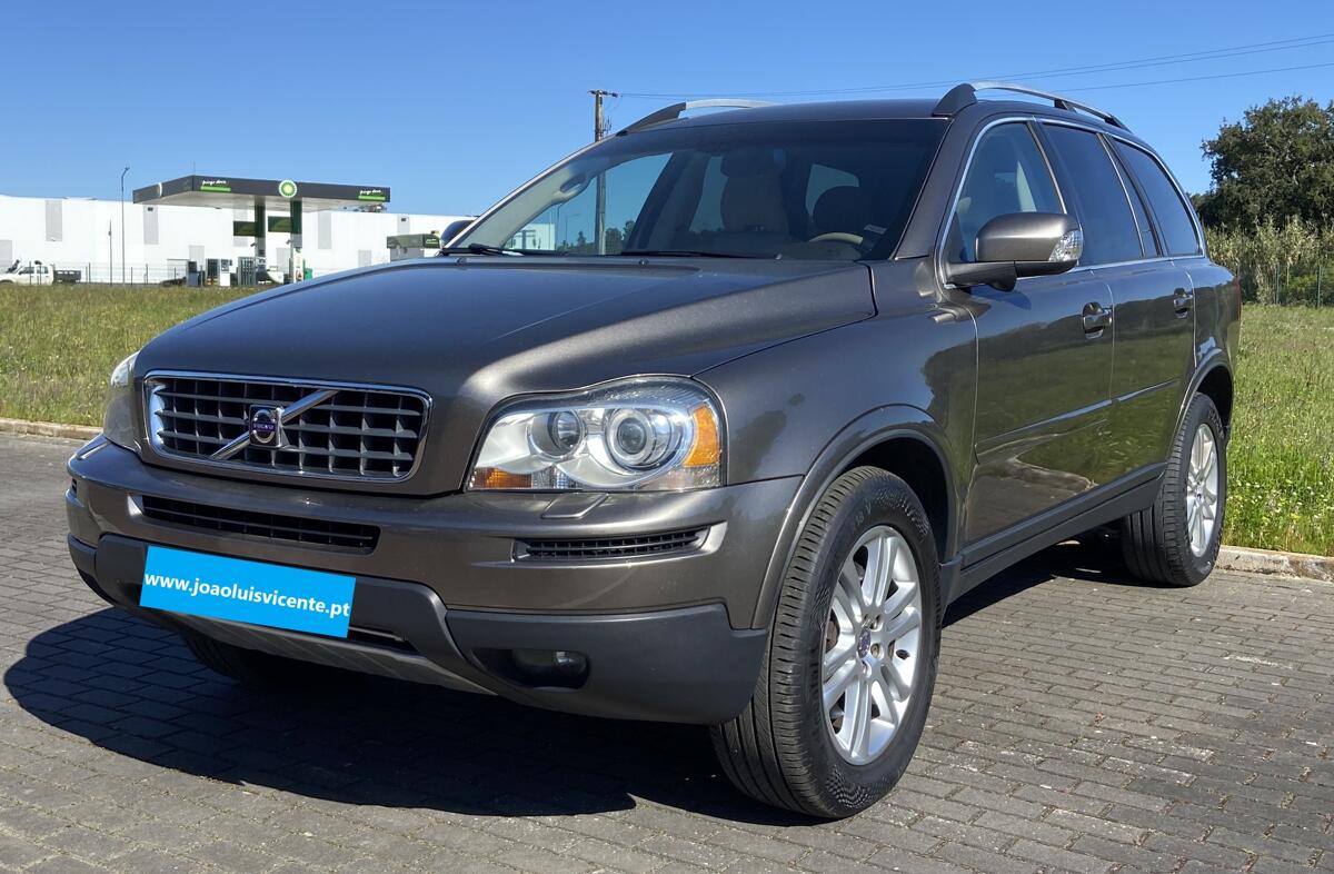 VOLVO XC90 2.4 D5 7L Momentum