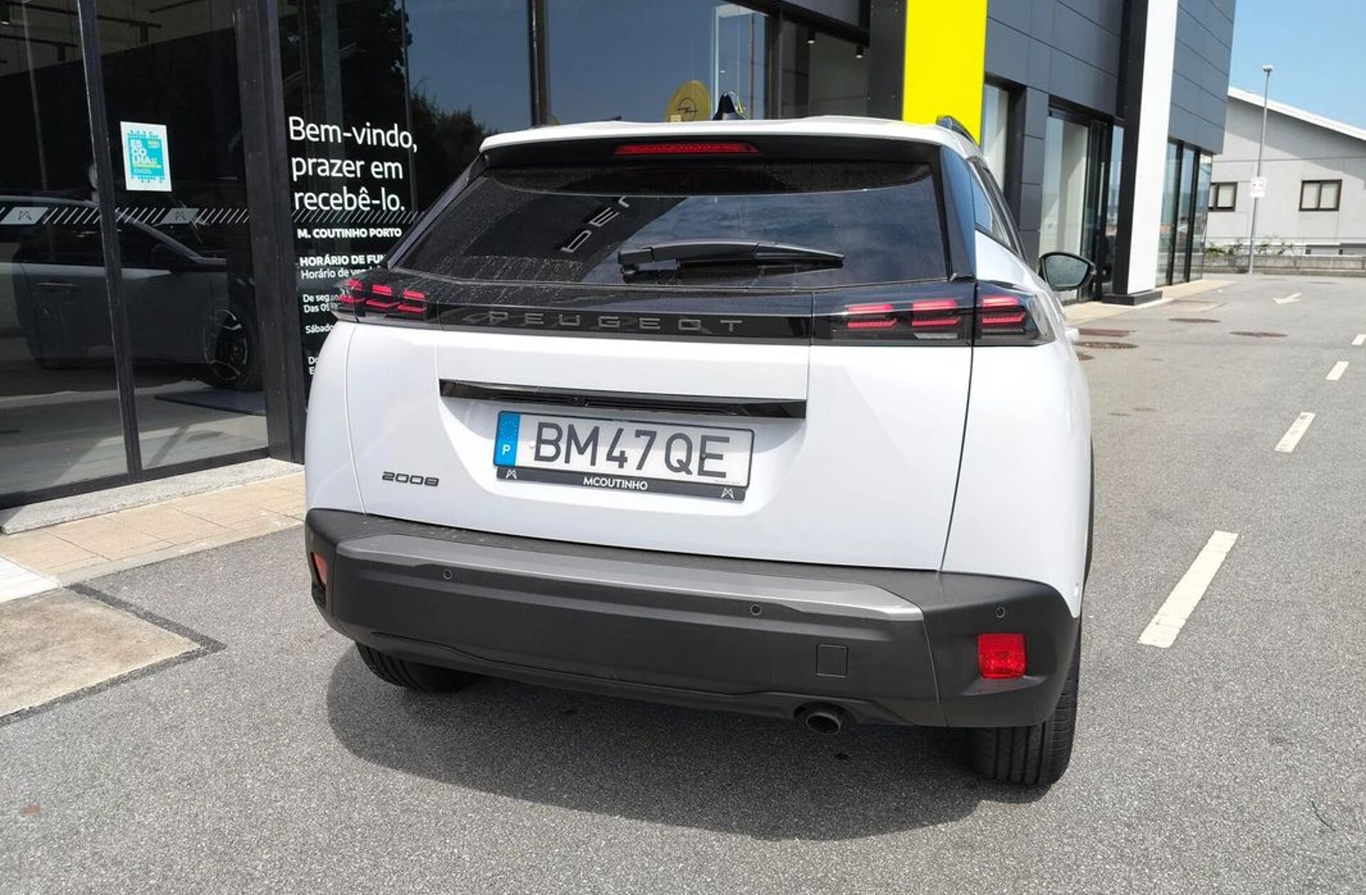 PEUGEOT 2008 1.2 PureTech Allure