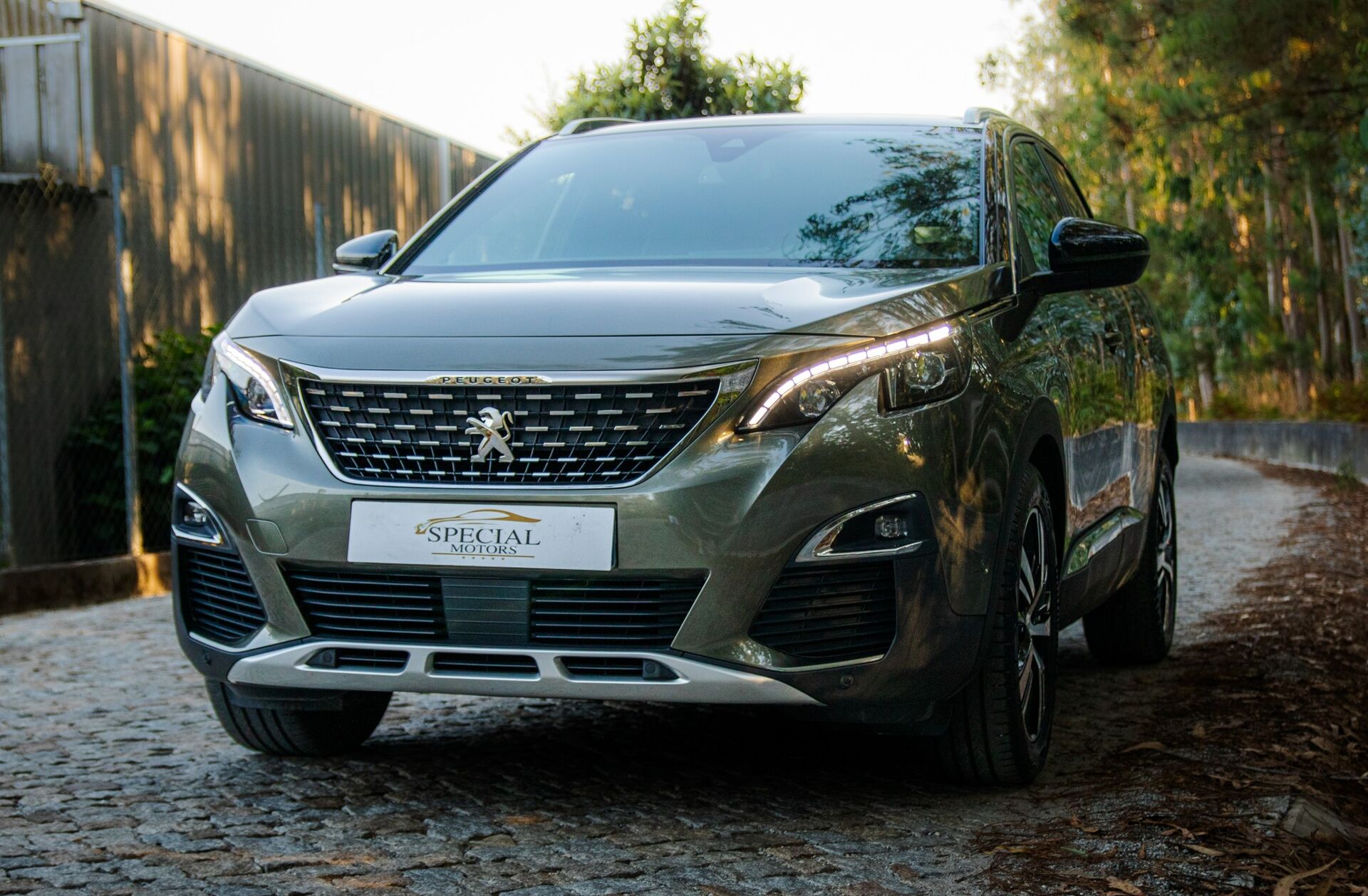 PEUGEOT 3008 1.2 PureTech GT Line EAT6