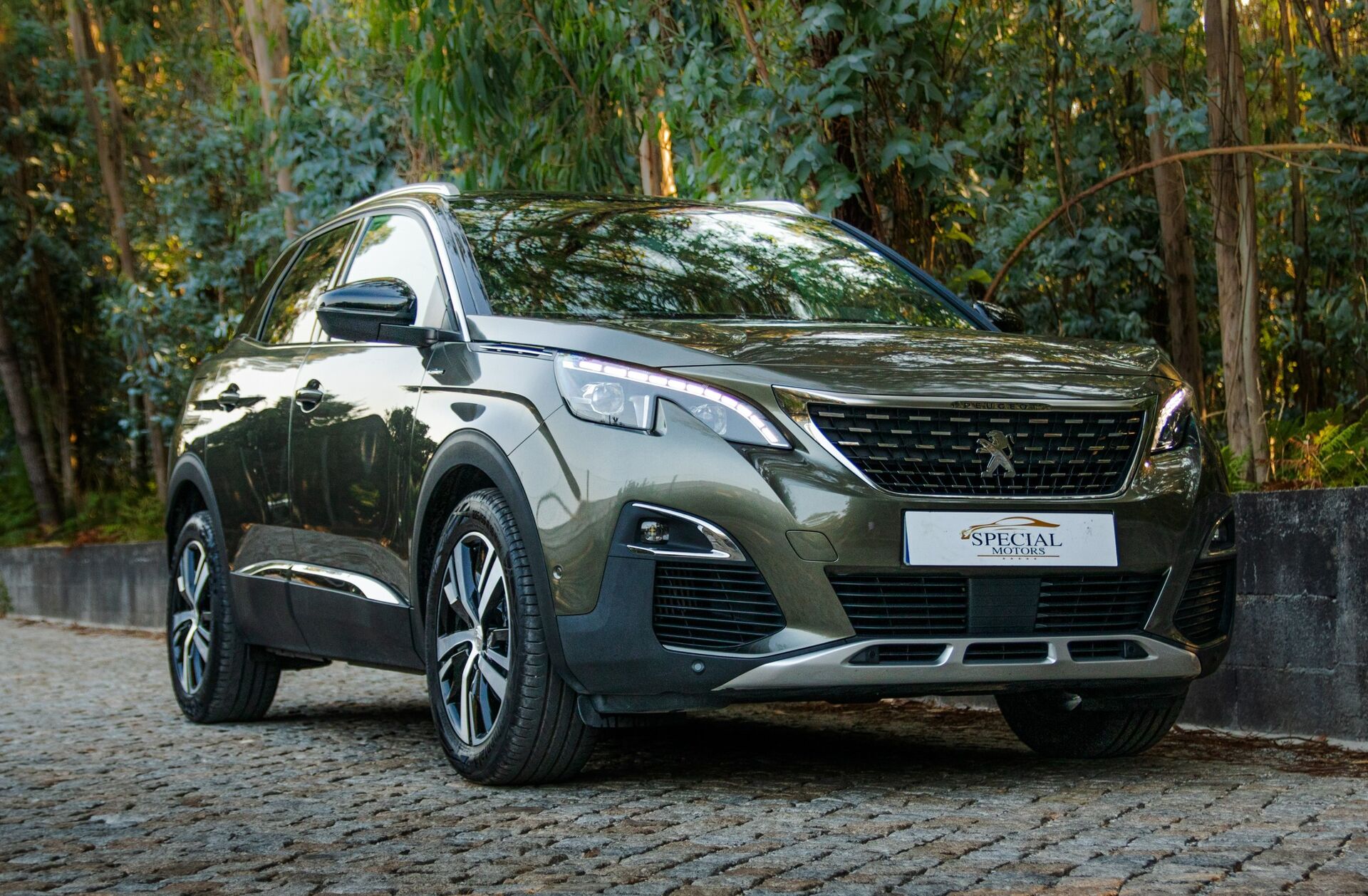 PEUGEOT 3008 1.2 PureTech GT Line EAT6