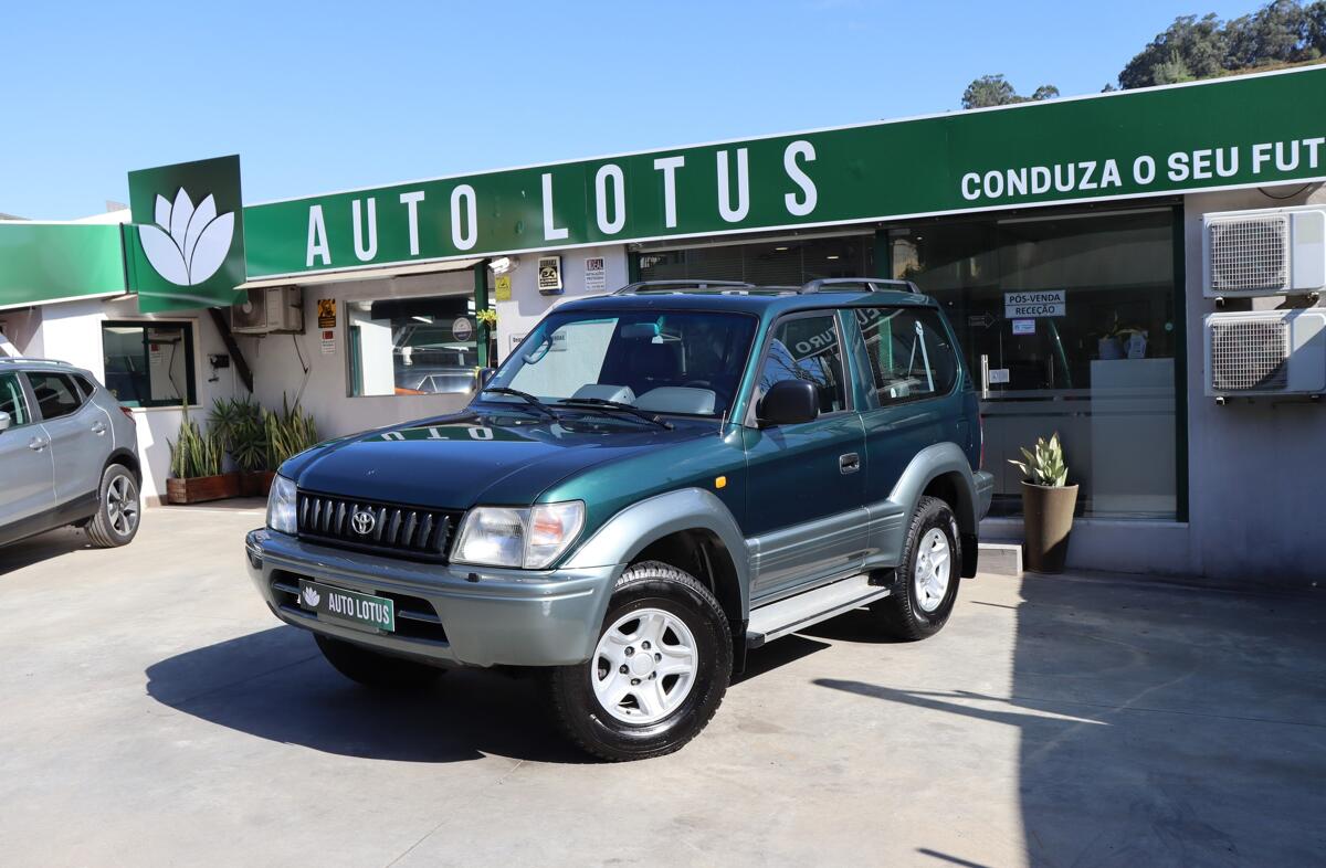 TOYOTA Land Cruiser 3.0 TD Standard