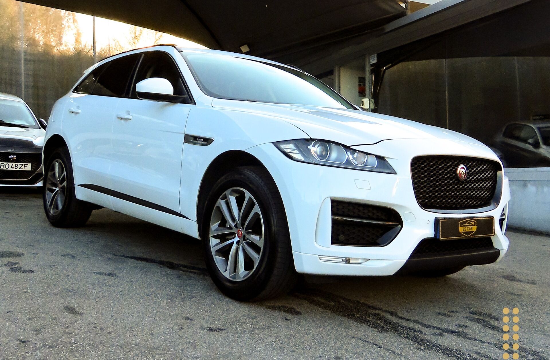 JAGUAR F-Pace 2.0 i4D Pure