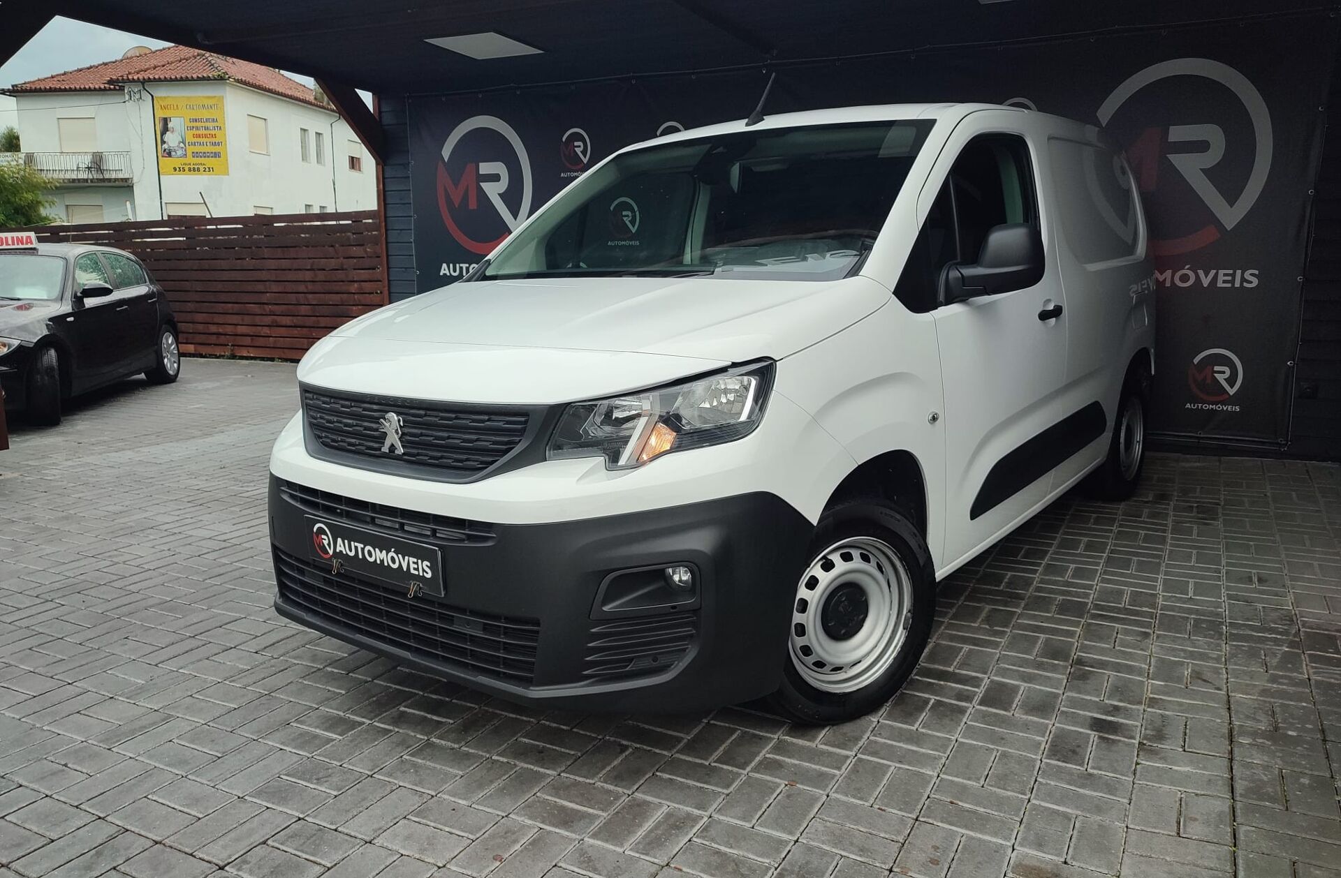 PEUGEOT Partner 1.5 BlueHDi Asphalt Standard