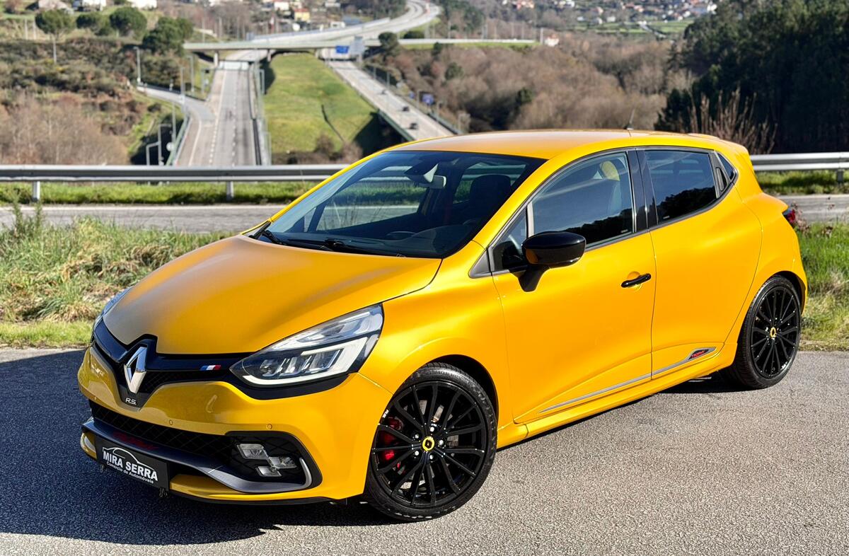 RENAULT Clio 1.6 T RS Trophy EDC