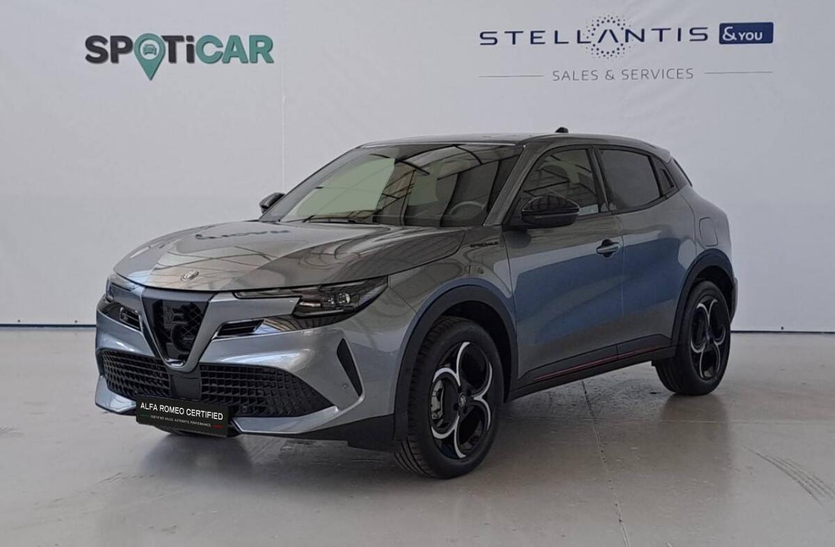 ALFA ROMEO Junior 1.2 Speciale eDCT6