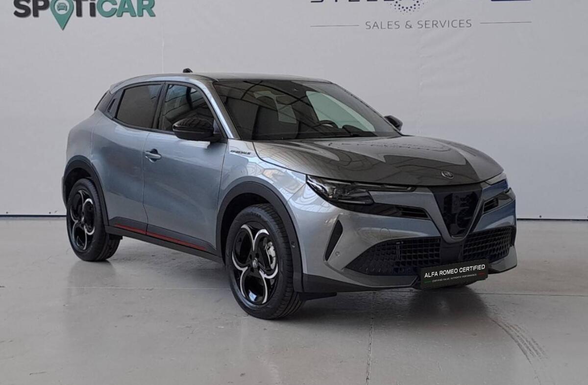 ALFA ROMEO Junior 1.2 Speciale eDCT6