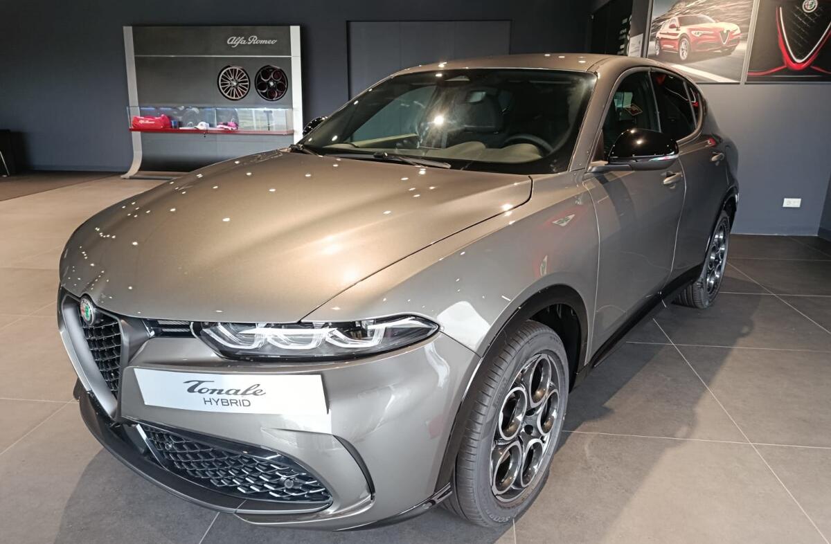 ALFA ROMEO Tonale 1.3 Plug-In Hybrid Sprint e-AWD Com Wallbox