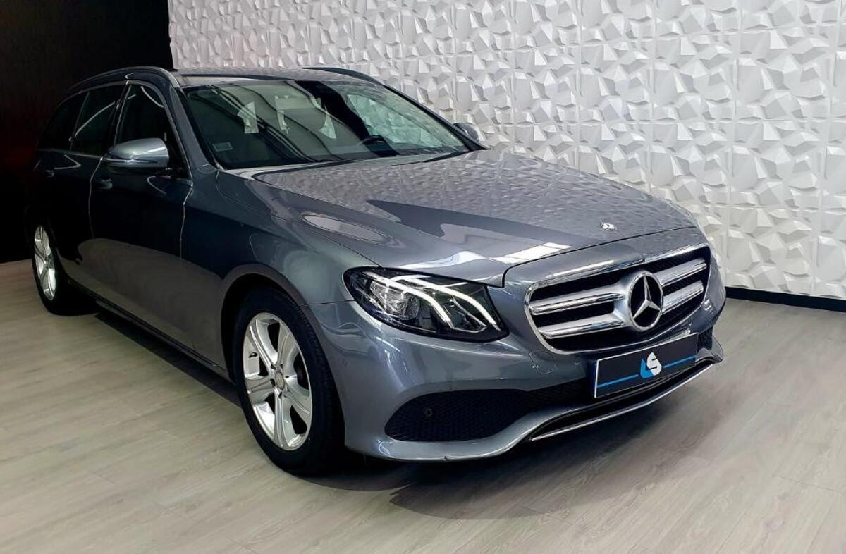 MERCEDES Classe E E 220 d Avantgarde+