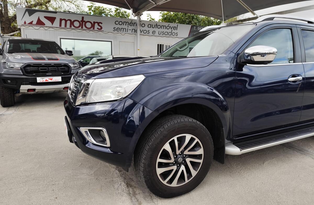 NISSAN Navara 2.3 dCi CD 4WD N-Guard Auto