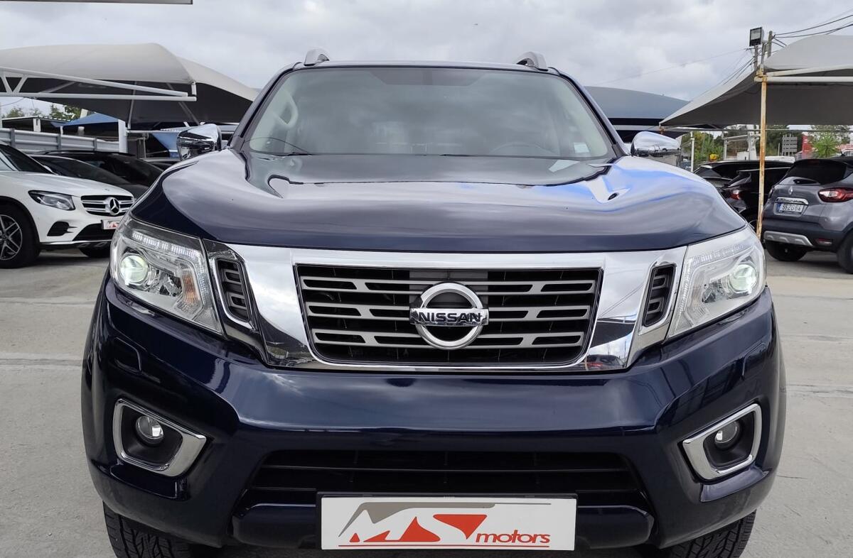 NISSAN Navara 2.3 dCi CD 4WD N-Guard Auto