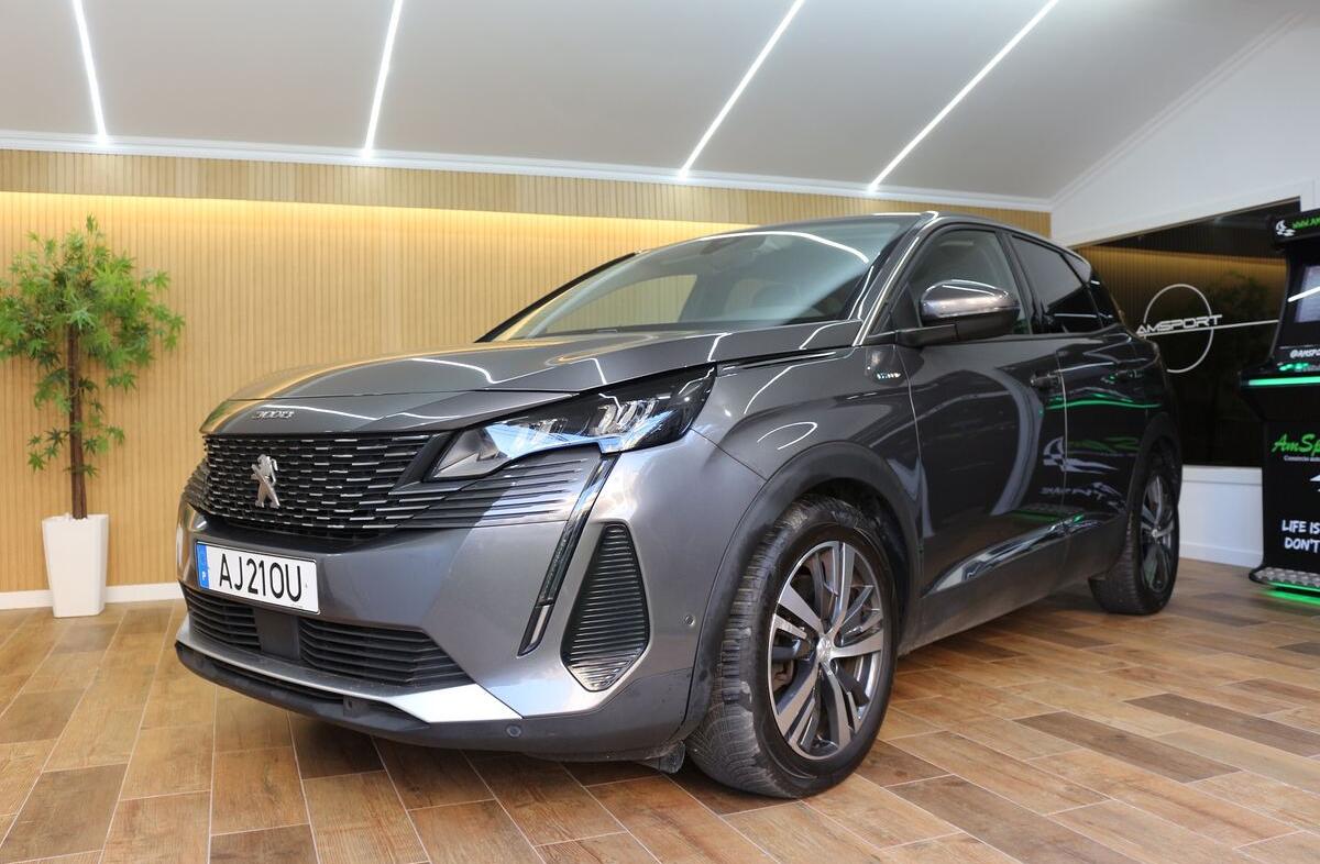 PEUGEOT 3008 1.6 Hybrid Allure Pack e-EAT8